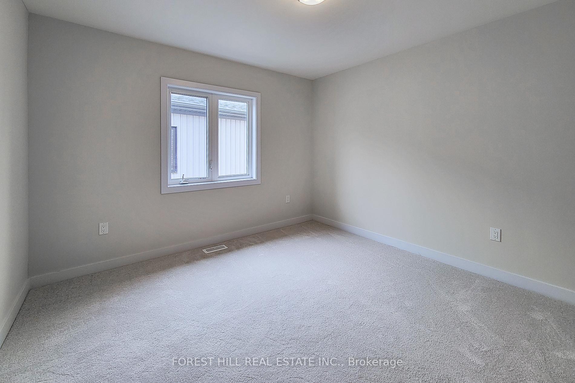 Photo 30 of 102 Eastbridge Avenue, Welland, Dain City — HOMEH