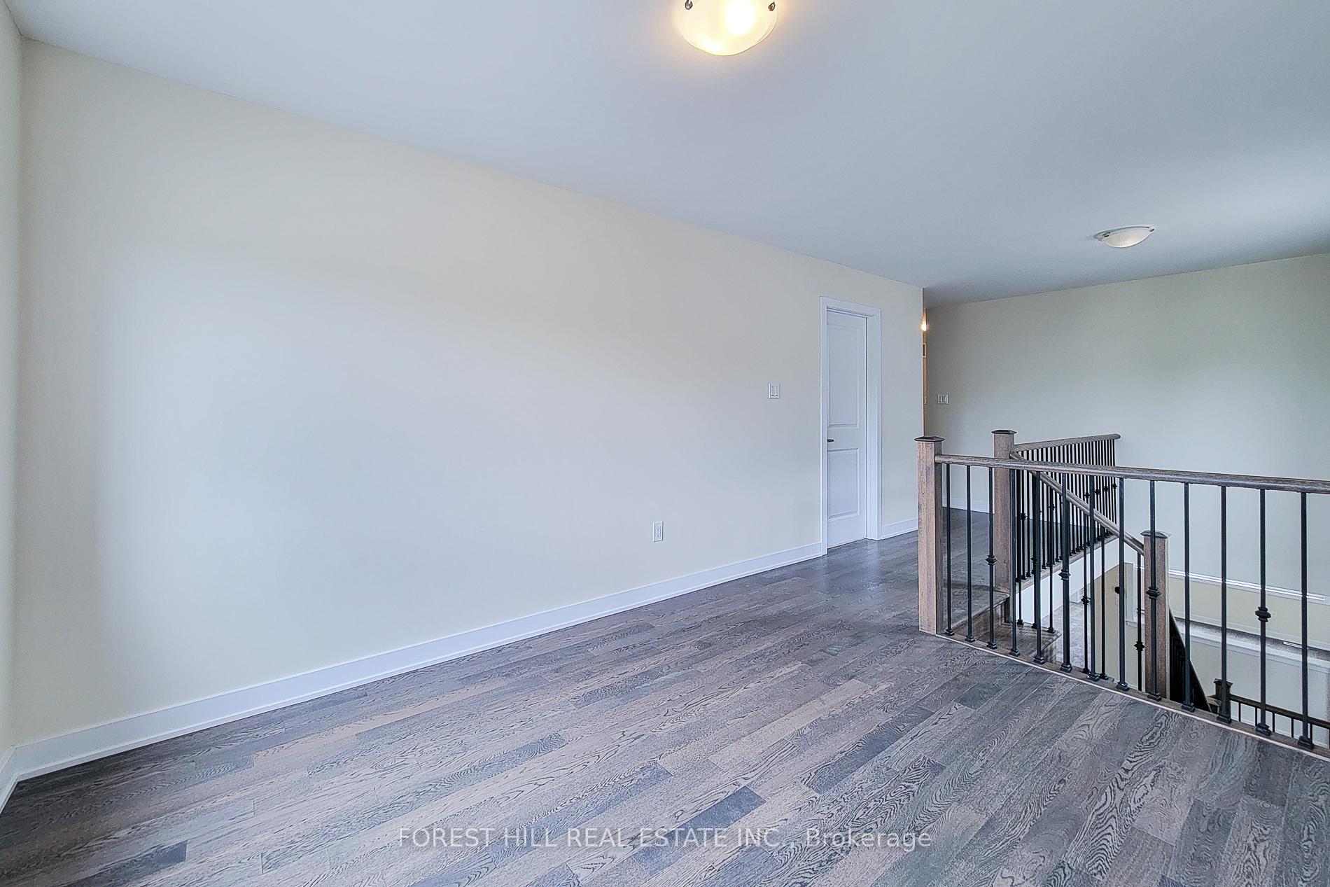 Photo 34 of 102 Eastbridge Avenue, Welland, Dain City — HOMEH