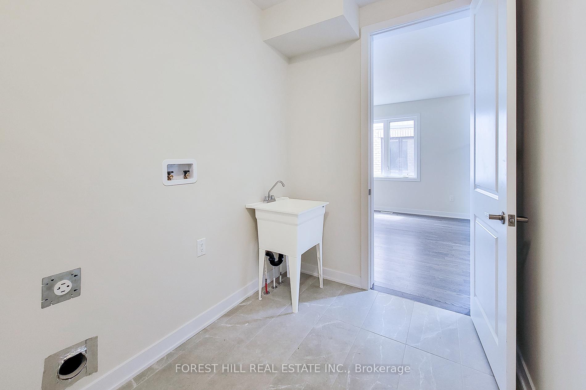 Photo 42 of 102 Eastbridge Avenue, Welland, Dain City — HOMEH