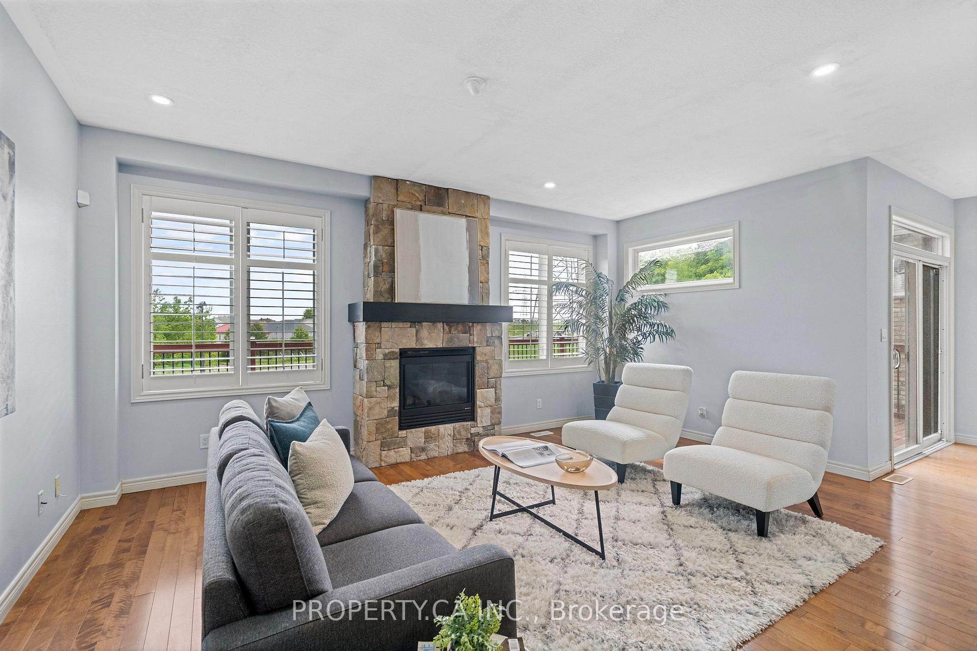 Photo 8 of 753 Klosters Drive, Waterloo — HOMEH