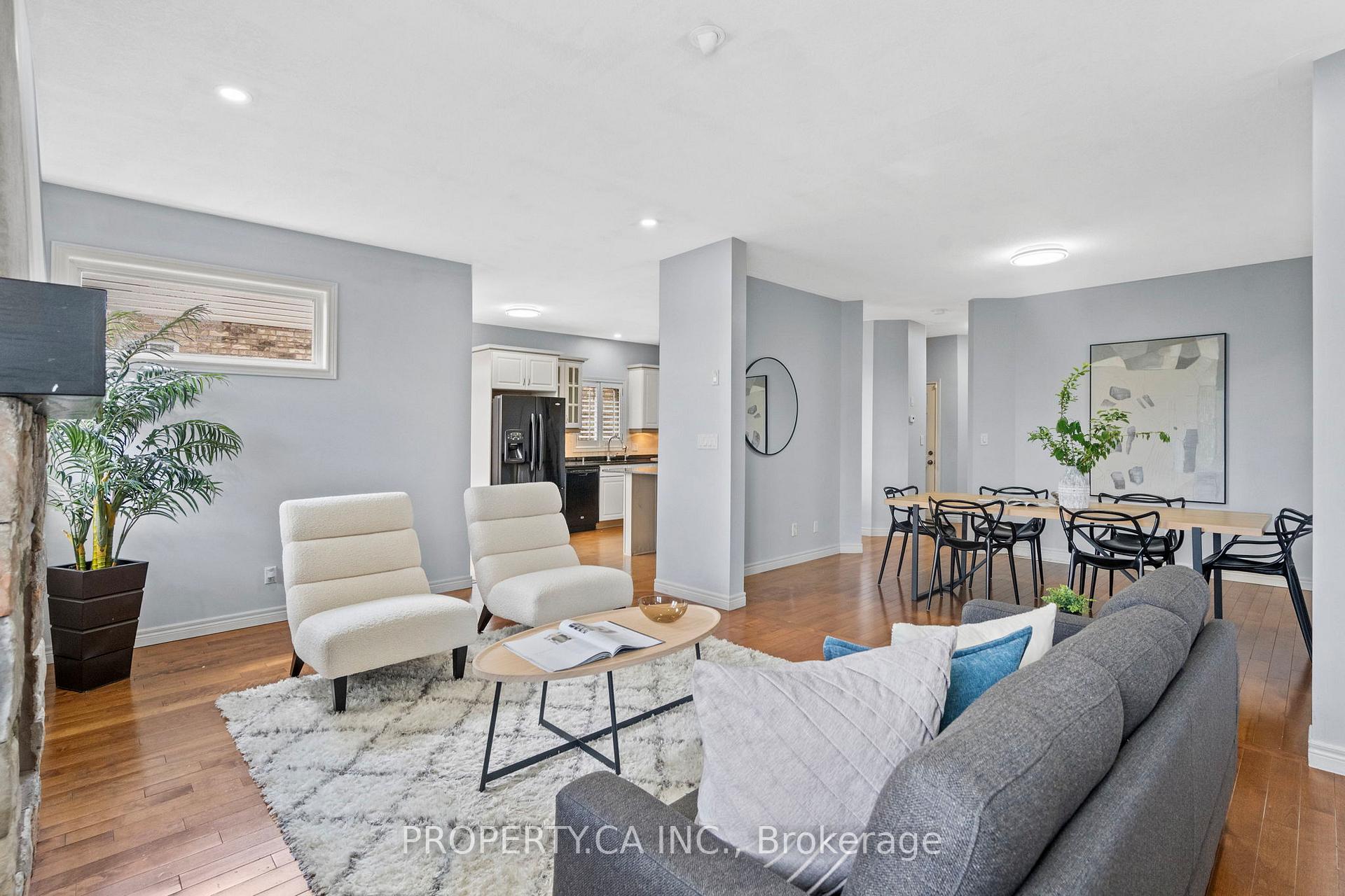 Photo 10 of 753 Klosters Drive, Waterloo — HOMEH