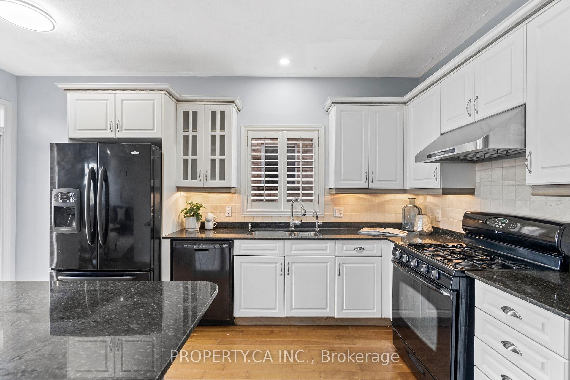 Photo 13 of 753 Klosters Drive, Waterloo — HOMEH