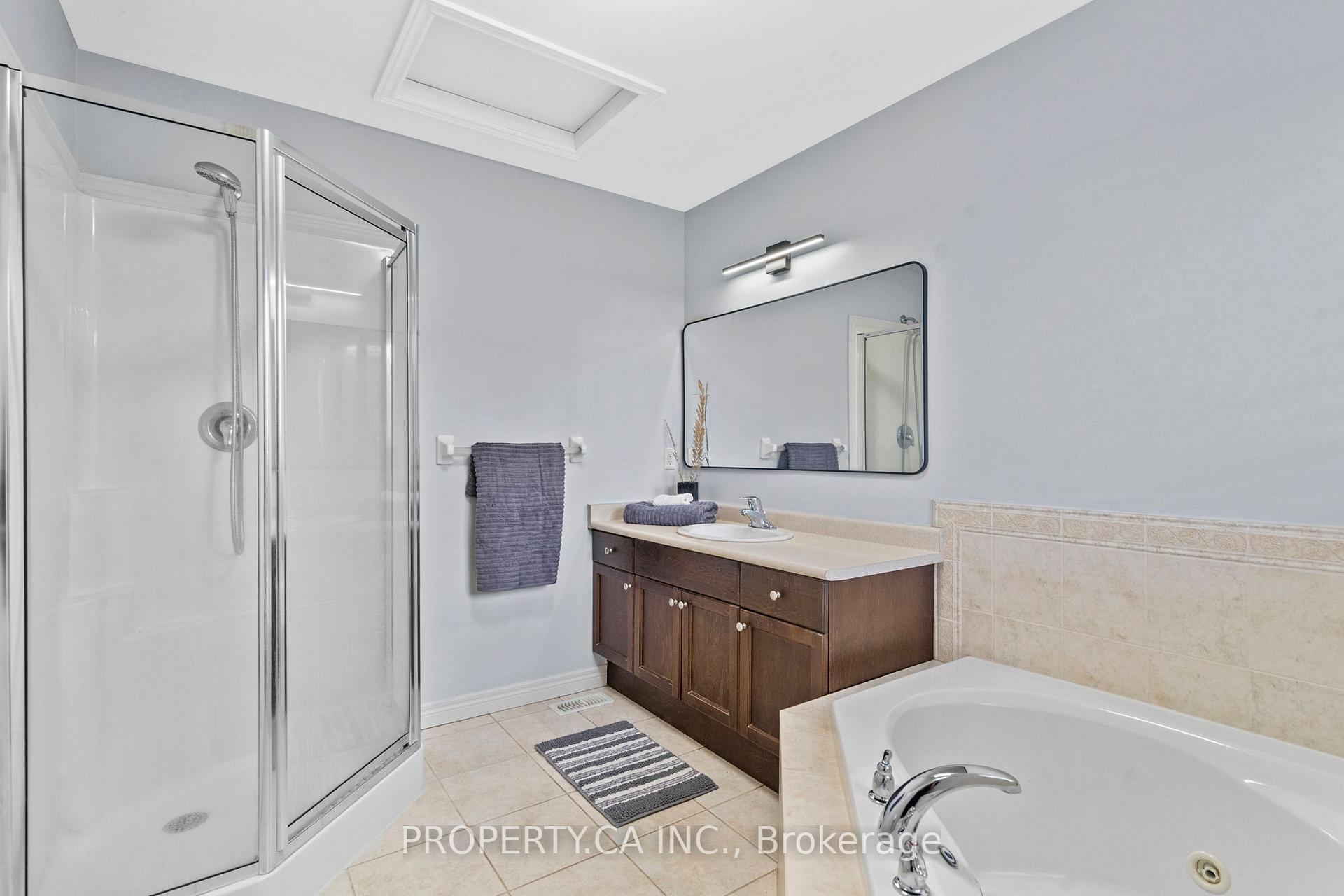 Photo 31 of 753 Klosters Drive, Waterloo — HOMEH