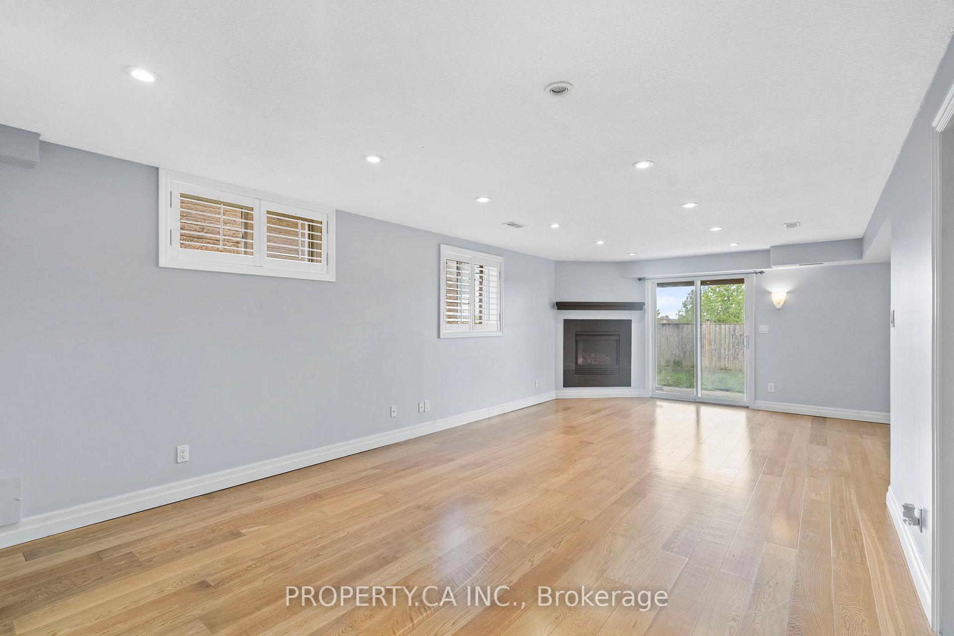 Photo 37 of 753 Klosters Drive, Waterloo — HOMEH