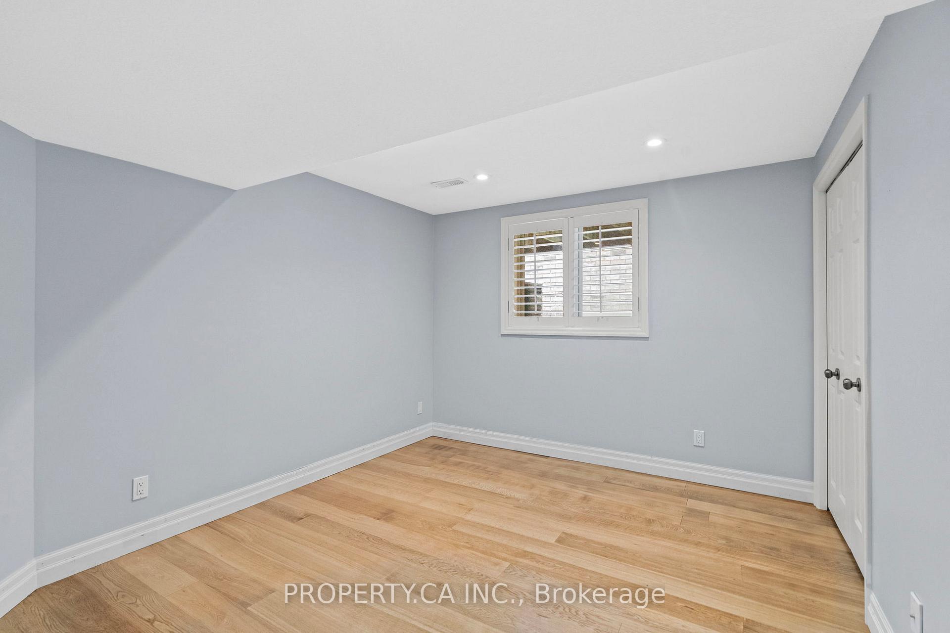 Photo 39 of 753 Klosters Drive, Waterloo — HOMEH