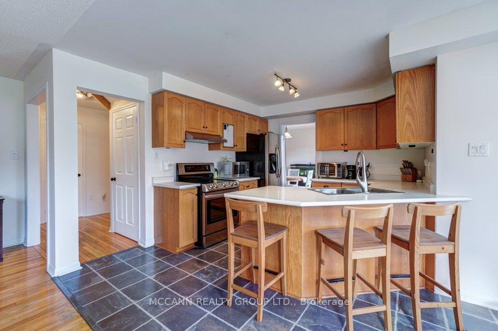Photo 9 of 78 Barton Lane, Uxbridge — HOMEH