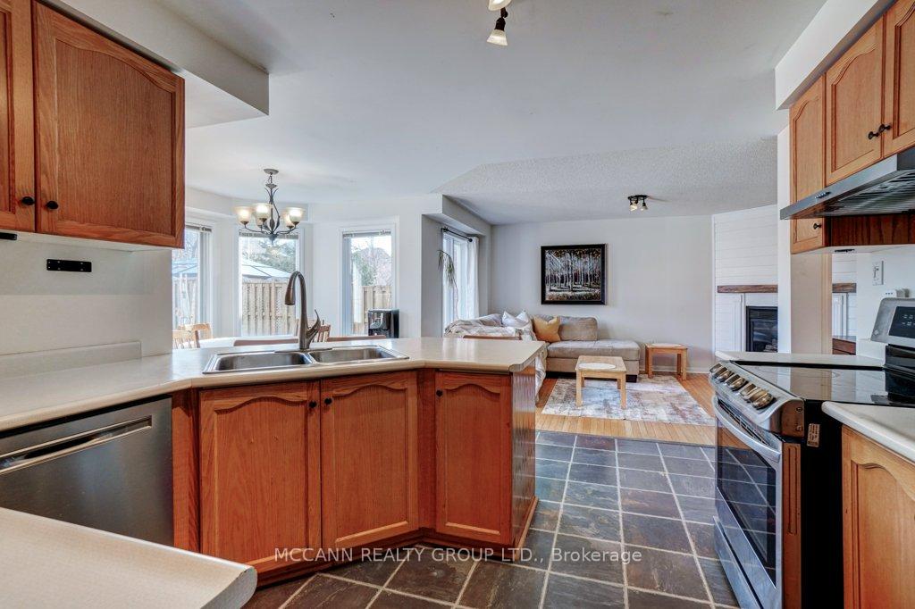 Photo 10 of 78 Barton Lane, Uxbridge — HOMEH