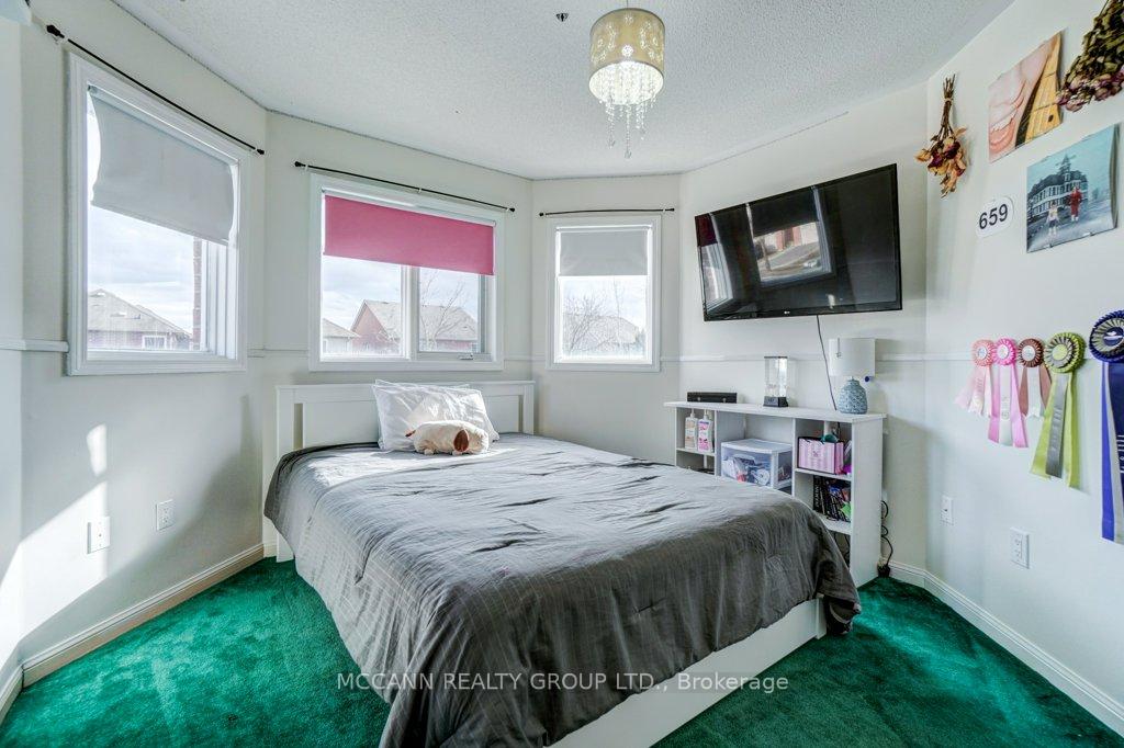 Photo 16 of 78 Barton Lane, Uxbridge — HOMEH