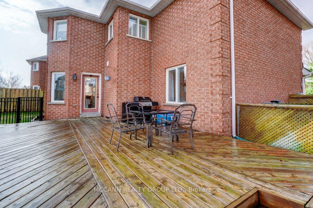 Photo 22 of 78 Barton Lane, Uxbridge — HOMEH