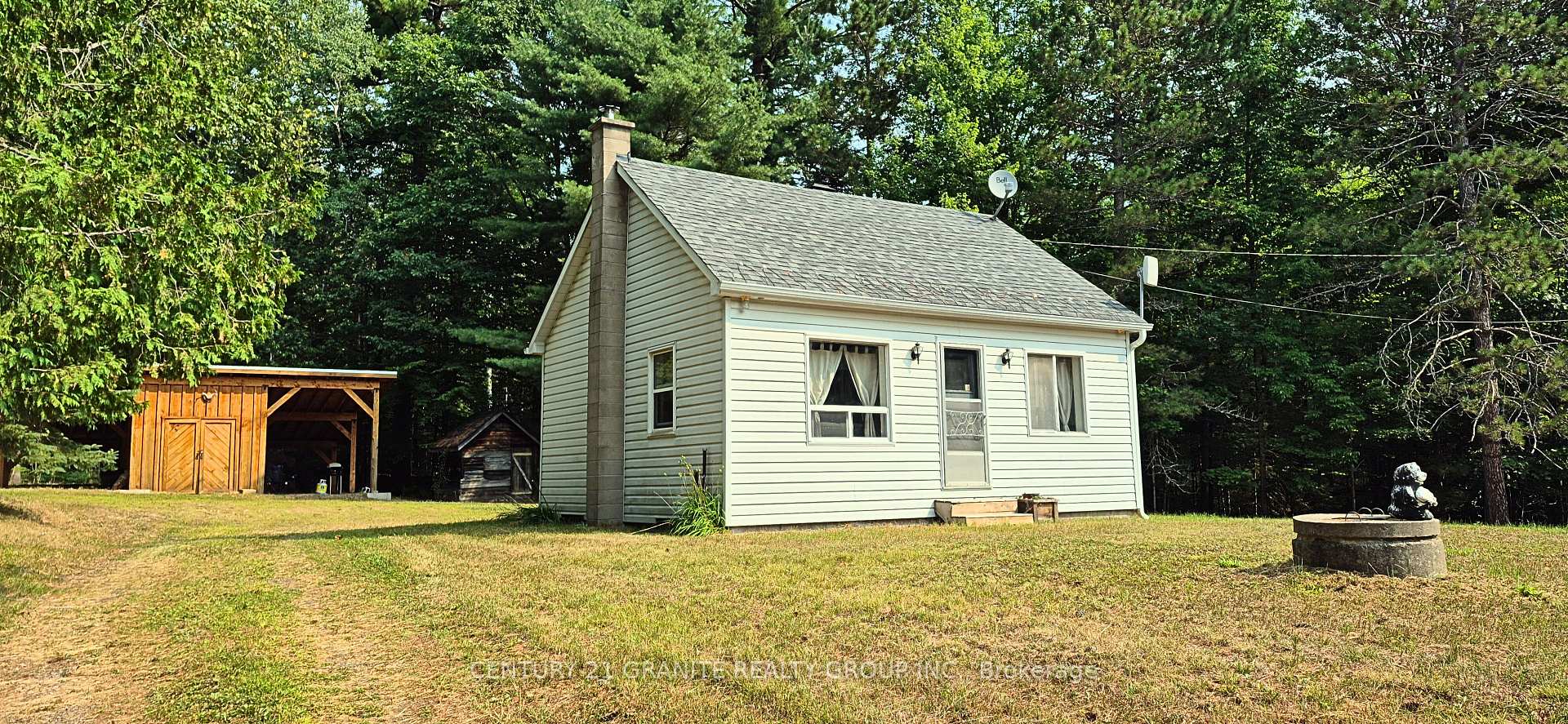 Front of 176 Bay Lake Road