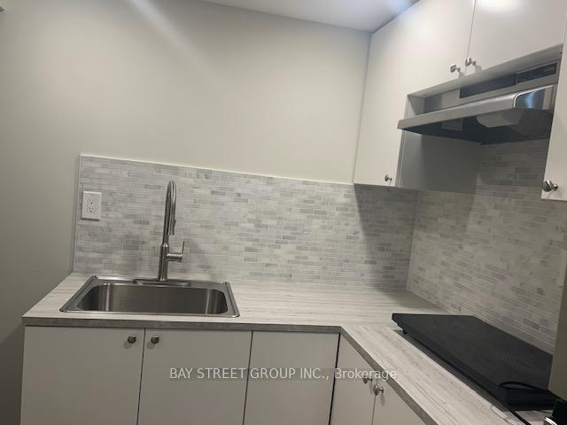 Photo 8 of Unit Bsmt, 23 Casabel Drive, Vaughan, Vellore Village — HOMEH