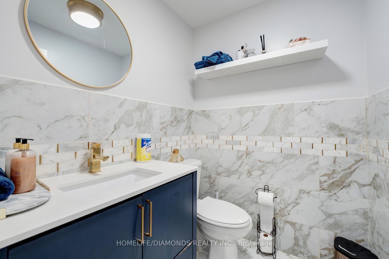 Photo 3 of 68 Heritage Court, Barrie, Painswick South — HOMEH