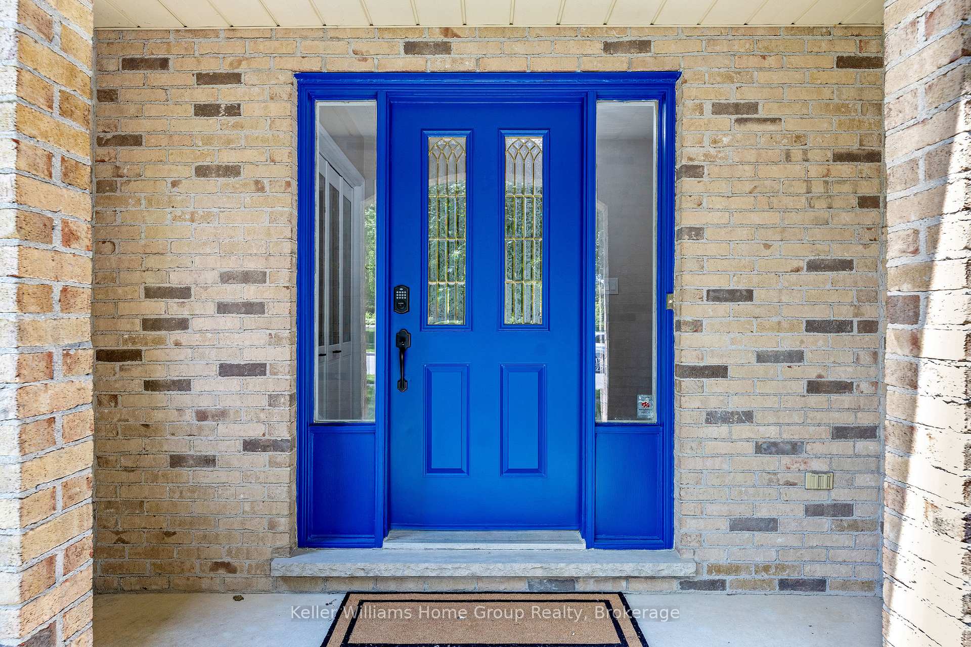 Photo 5 of 460 Branstone Drive, Waterloo — HOMEH