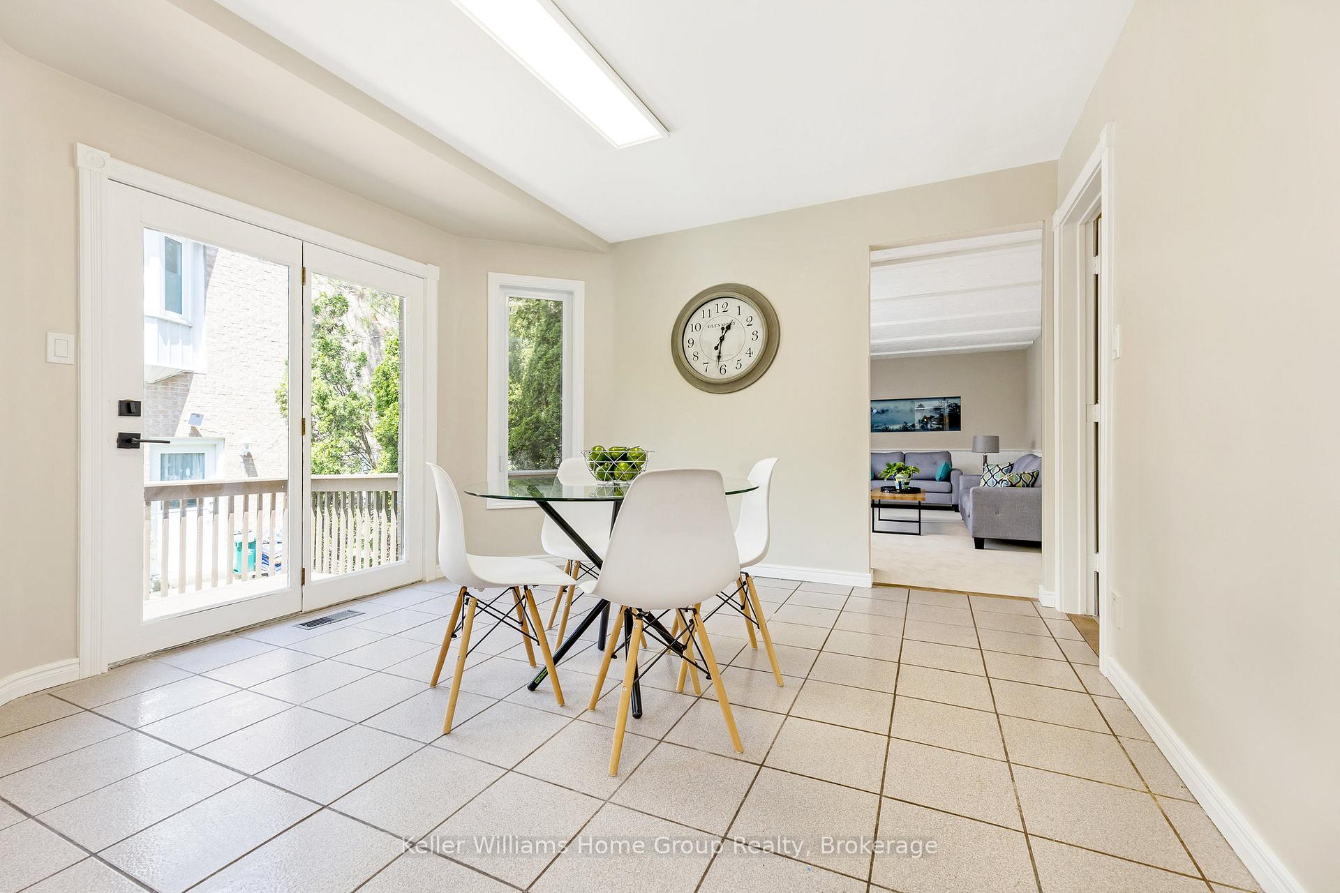 Photo 16 of 460 Branstone Drive, Waterloo — HOMEH