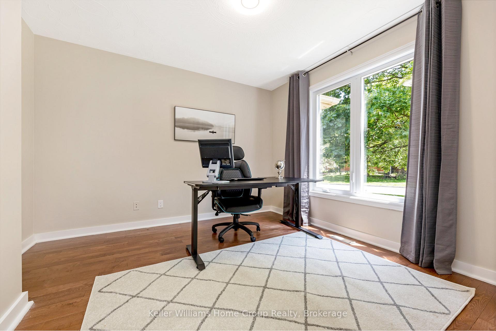 Photo 20 of 460 Branstone Drive, Waterloo — HOMEH