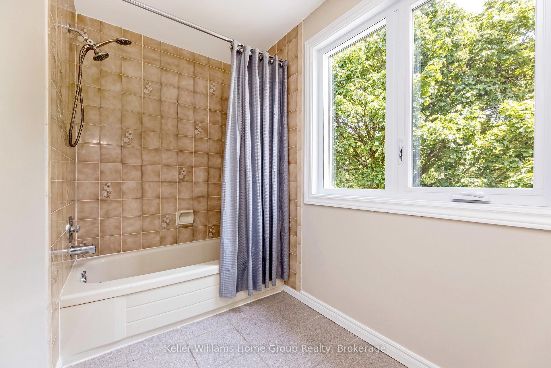 Photo 30 of 460 Branstone Drive, Waterloo — HOMEH