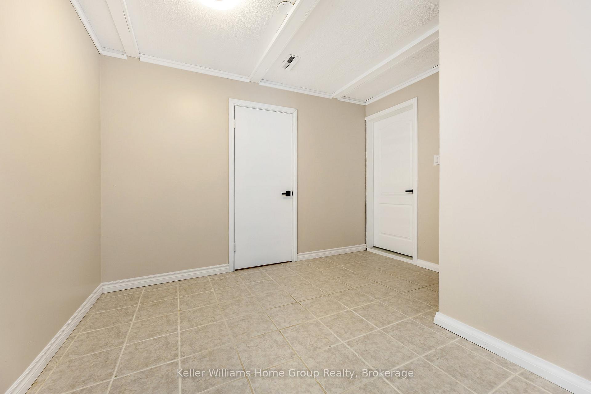 Photo 32 of 460 Branstone Drive, Waterloo — HOMEH