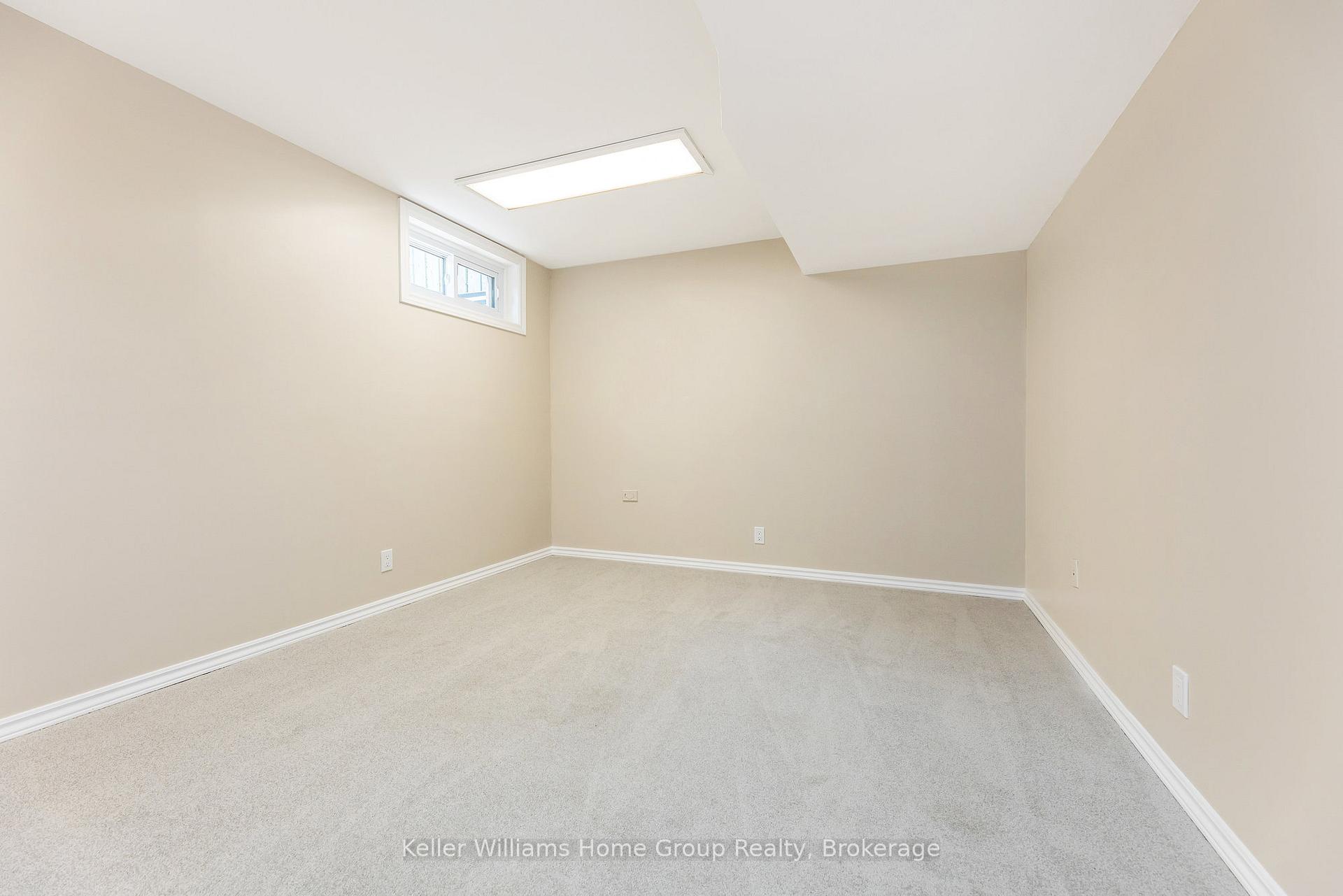 Photo 33 of 460 Branstone Drive, Waterloo — HOMEH