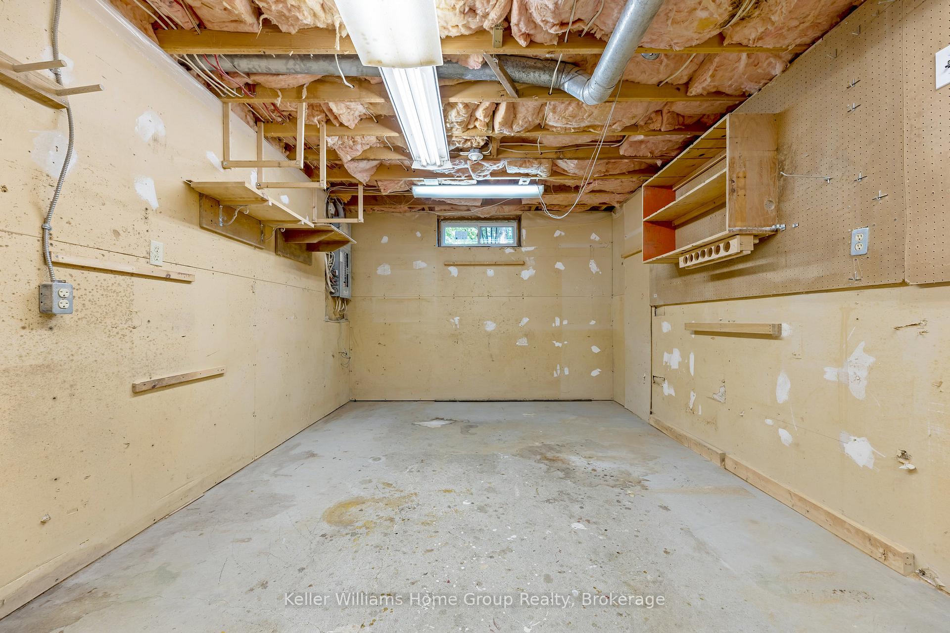 Photo 37 of 460 Branstone Drive, Waterloo — HOMEH