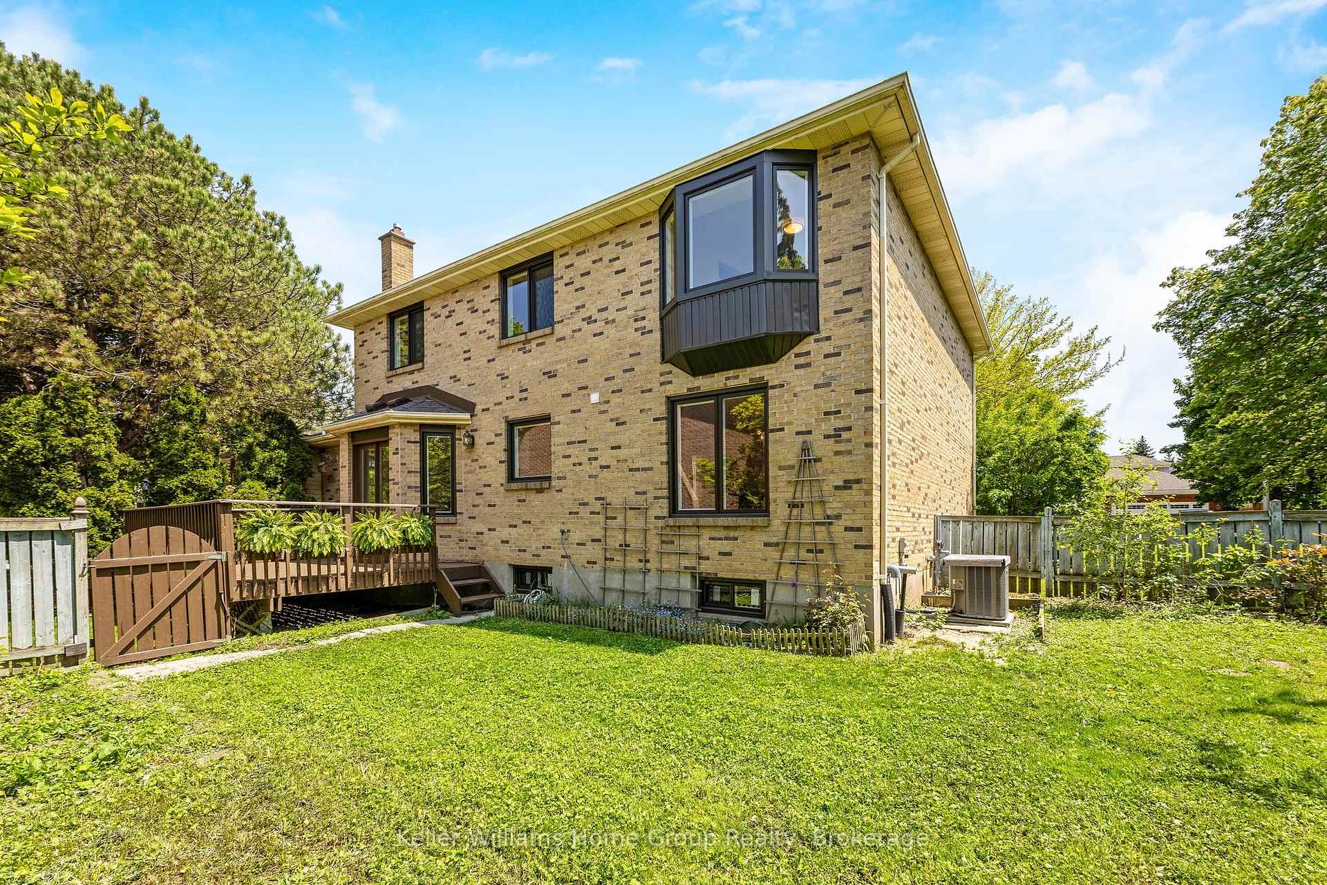 Photo 42 of 460 Branstone Drive, Waterloo — HOMEH