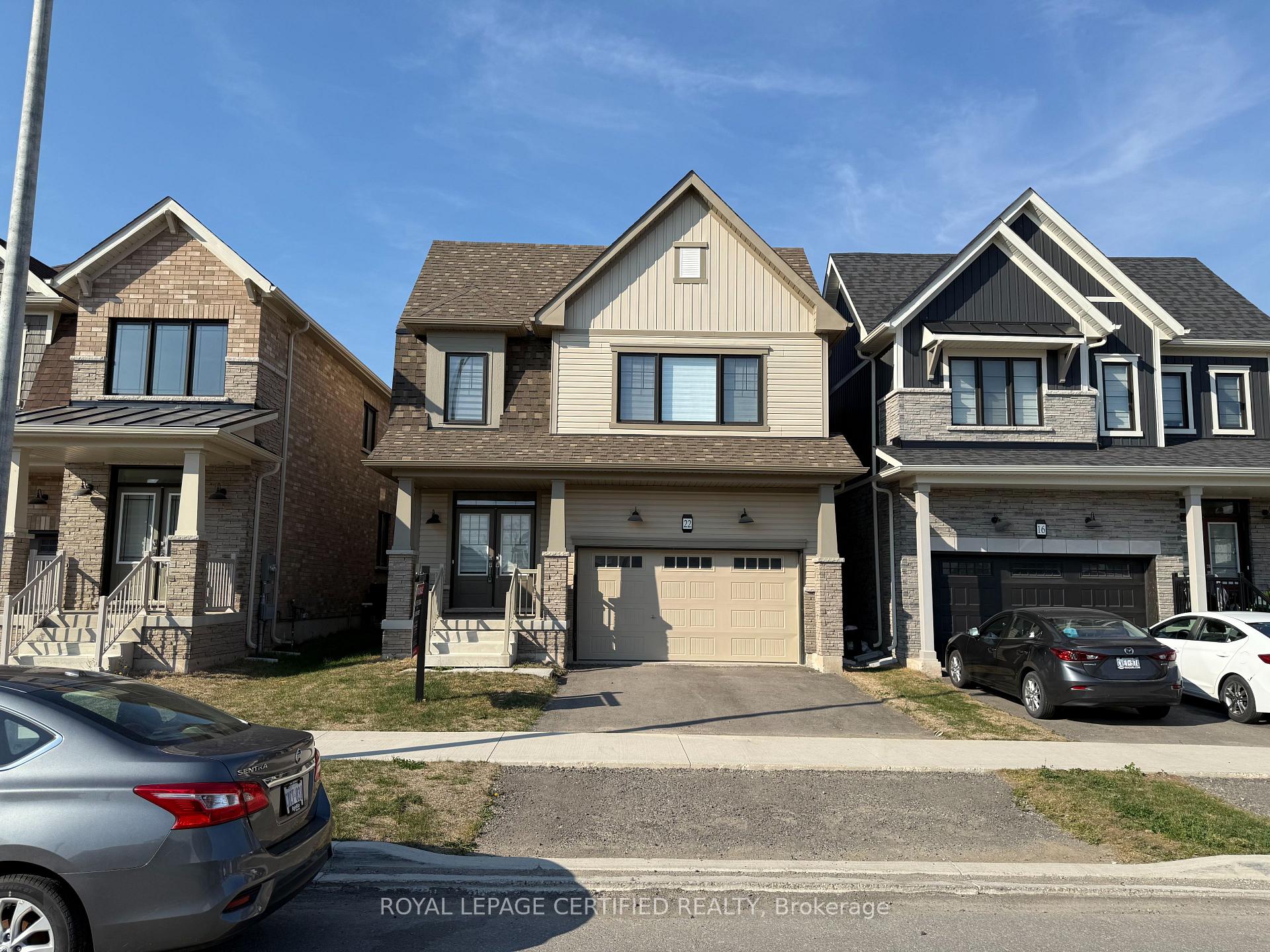 Photo 2 of 22 stern Drive E, Welland, Dain City — HOMEH
