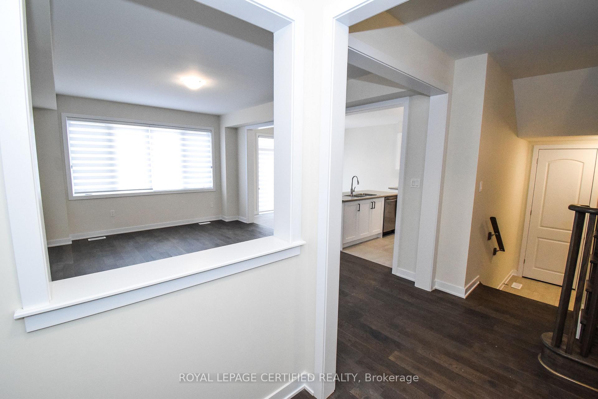 Photo 6 of 22 stern Drive E, Welland, Dain City — HOMEH