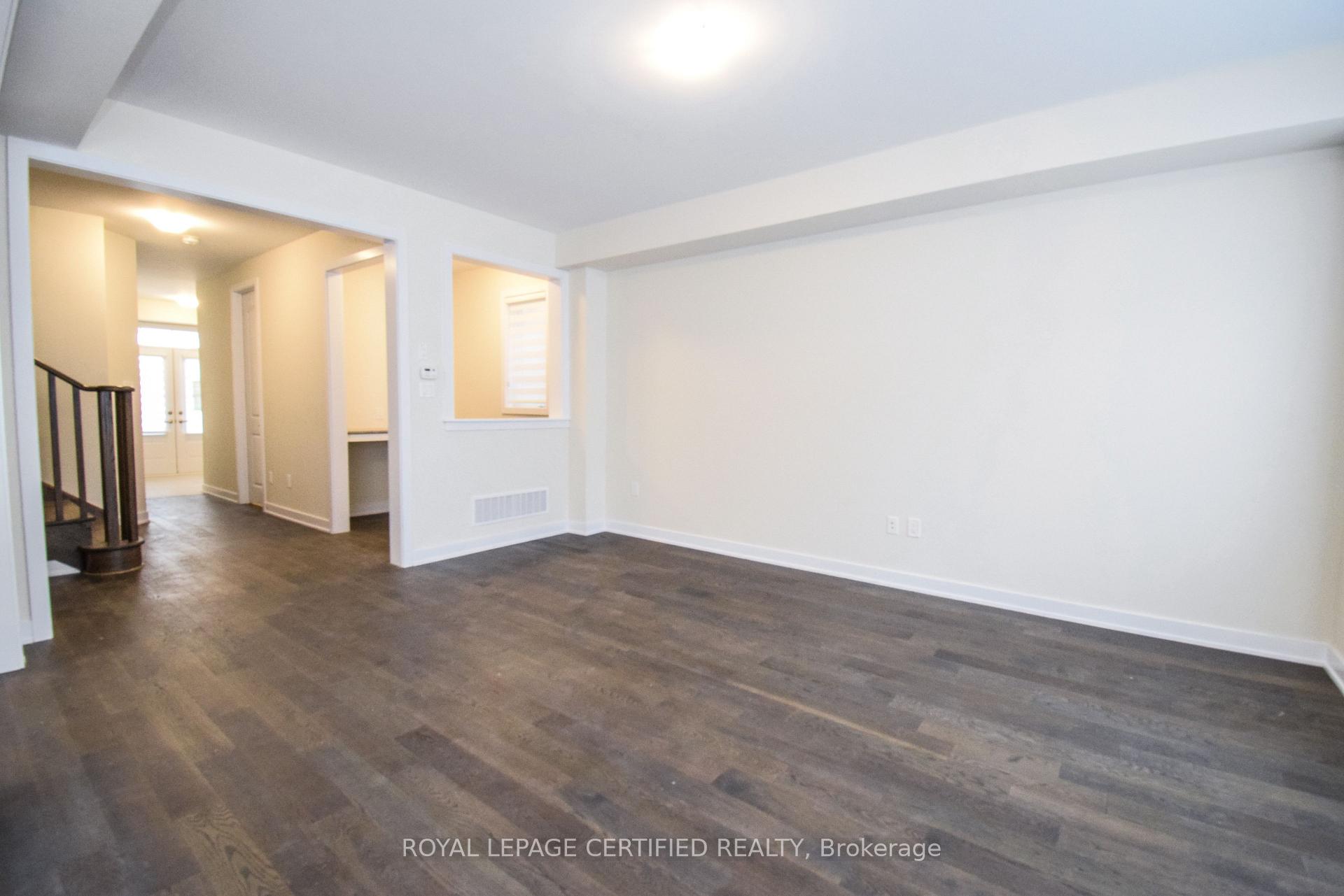 Photo 12 of 22 stern Drive E, Welland, Dain City — HOMEH