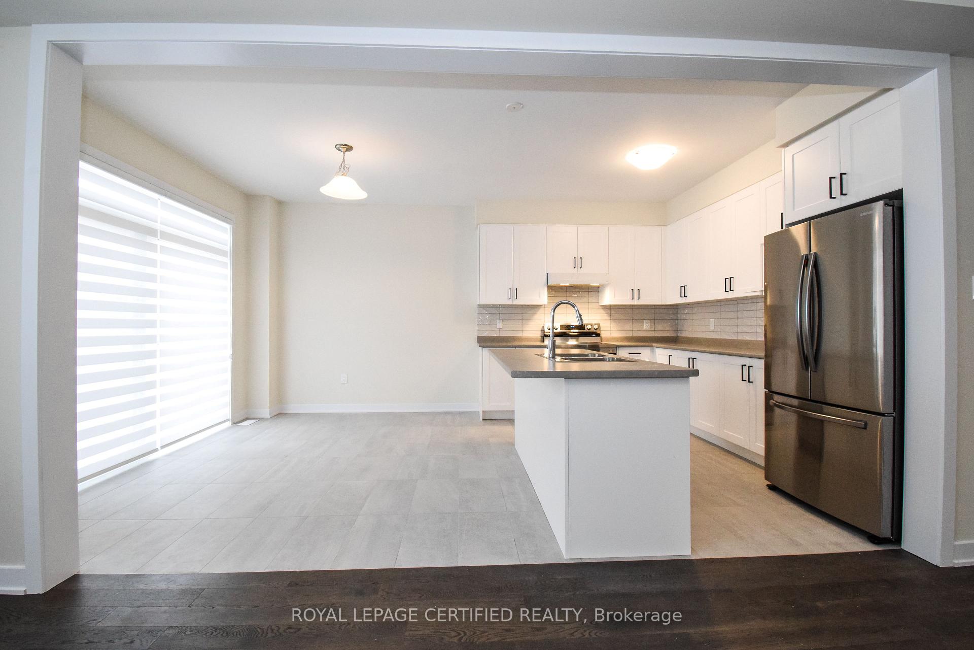 Photo 13 of 22 stern Drive E, Welland, Dain City — HOMEH
