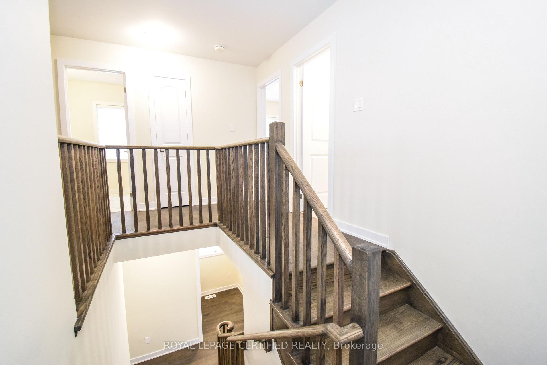 Photo 22 of 22 stern Drive E, Welland, Dain City — HOMEH