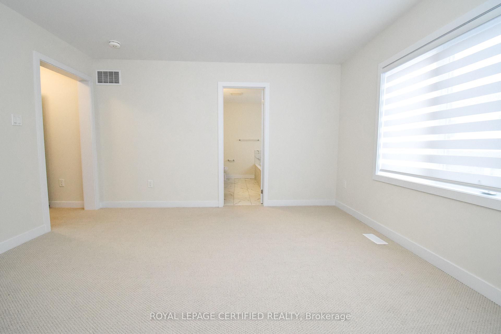 Photo 24 of 22 stern Drive E, Welland, Dain City — HOMEH