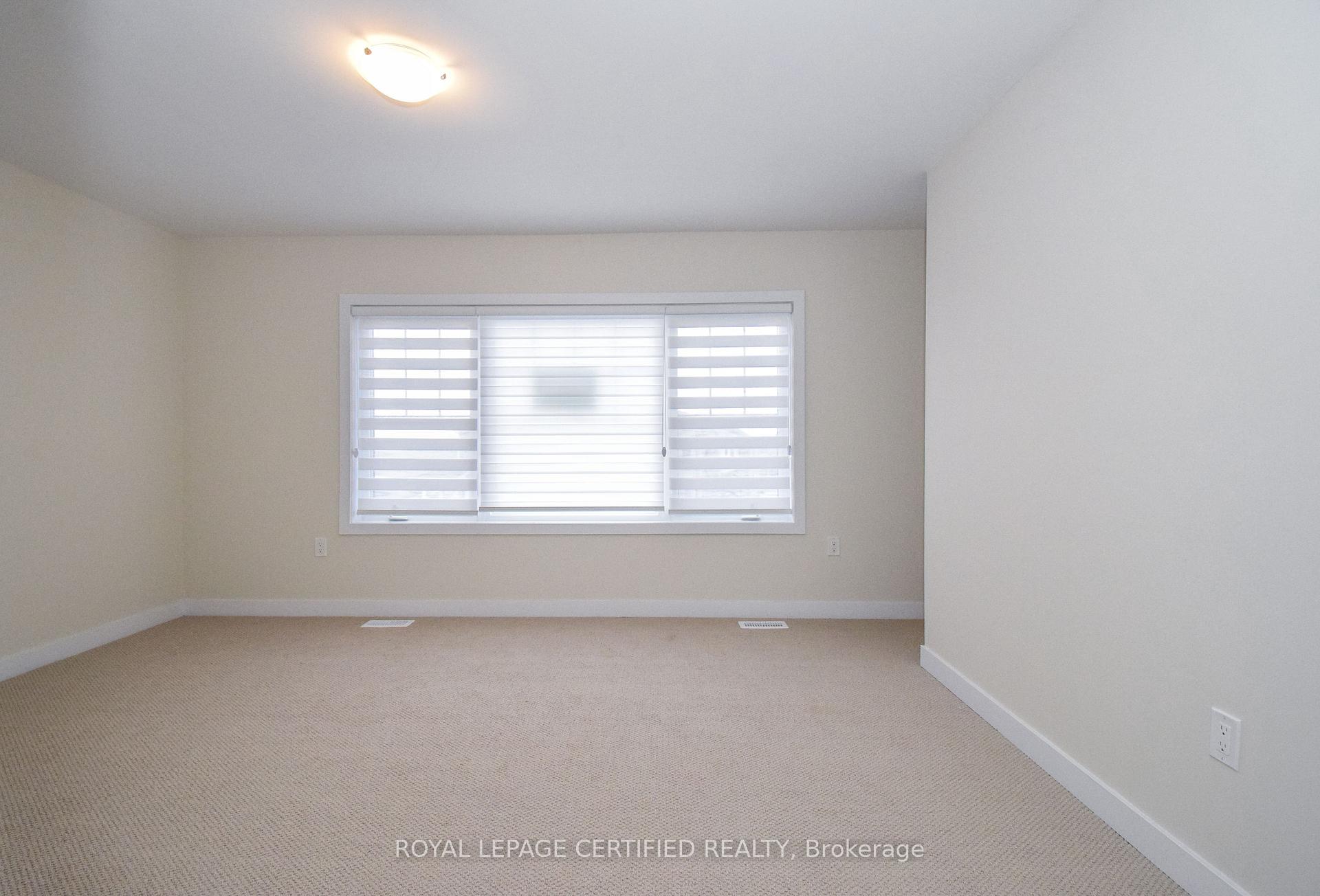 Photo 37 of 22 stern Drive E, Welland, Dain City — HOMEH