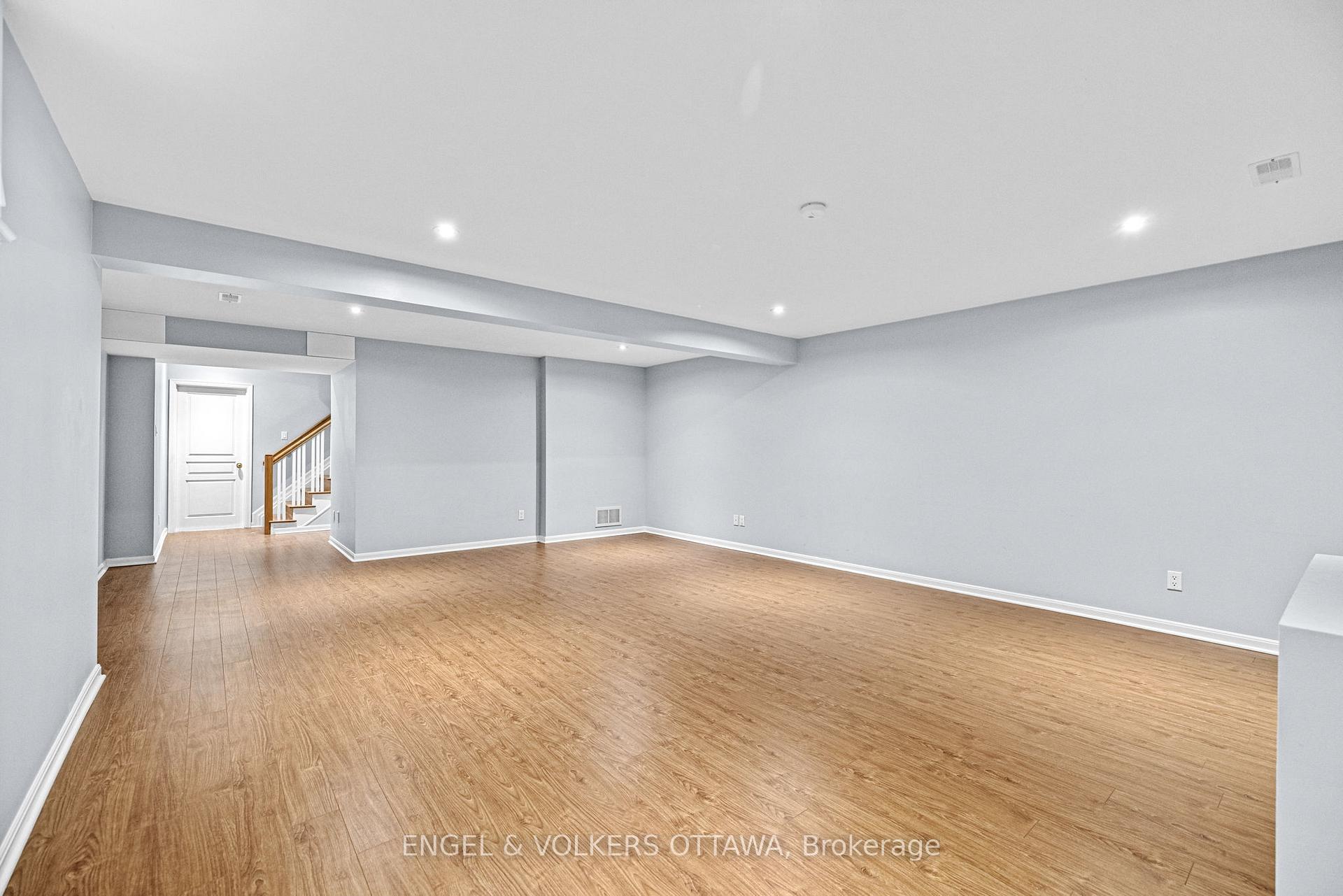 Photo 34 of 2368 Virginia Drive, Ottawa, Guildwood Estates - Urbandale Acres — HOMEH