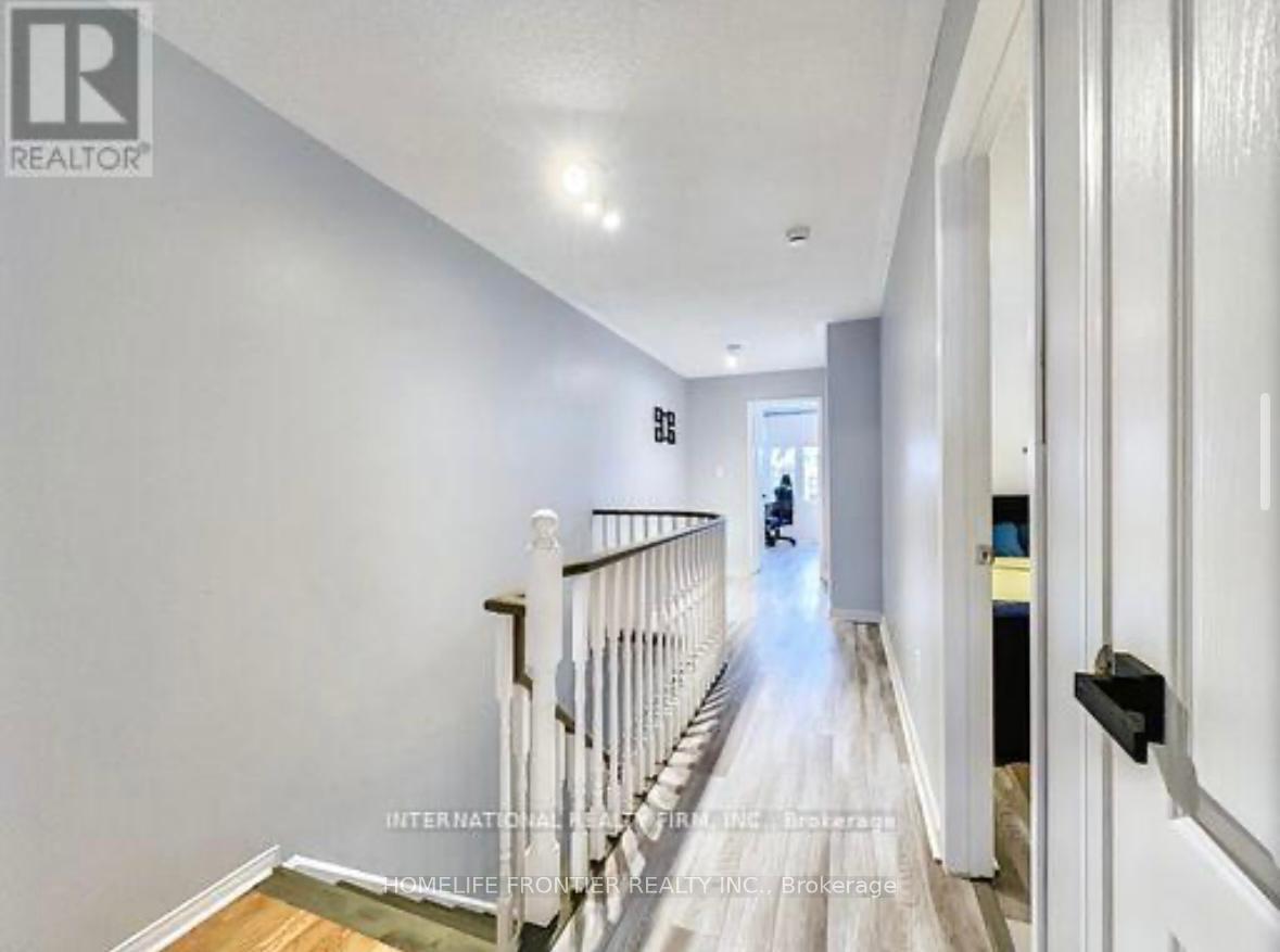 Photo 12 of 6 Casabel Drive N, Vaughan, Vellore Village — HOMEH