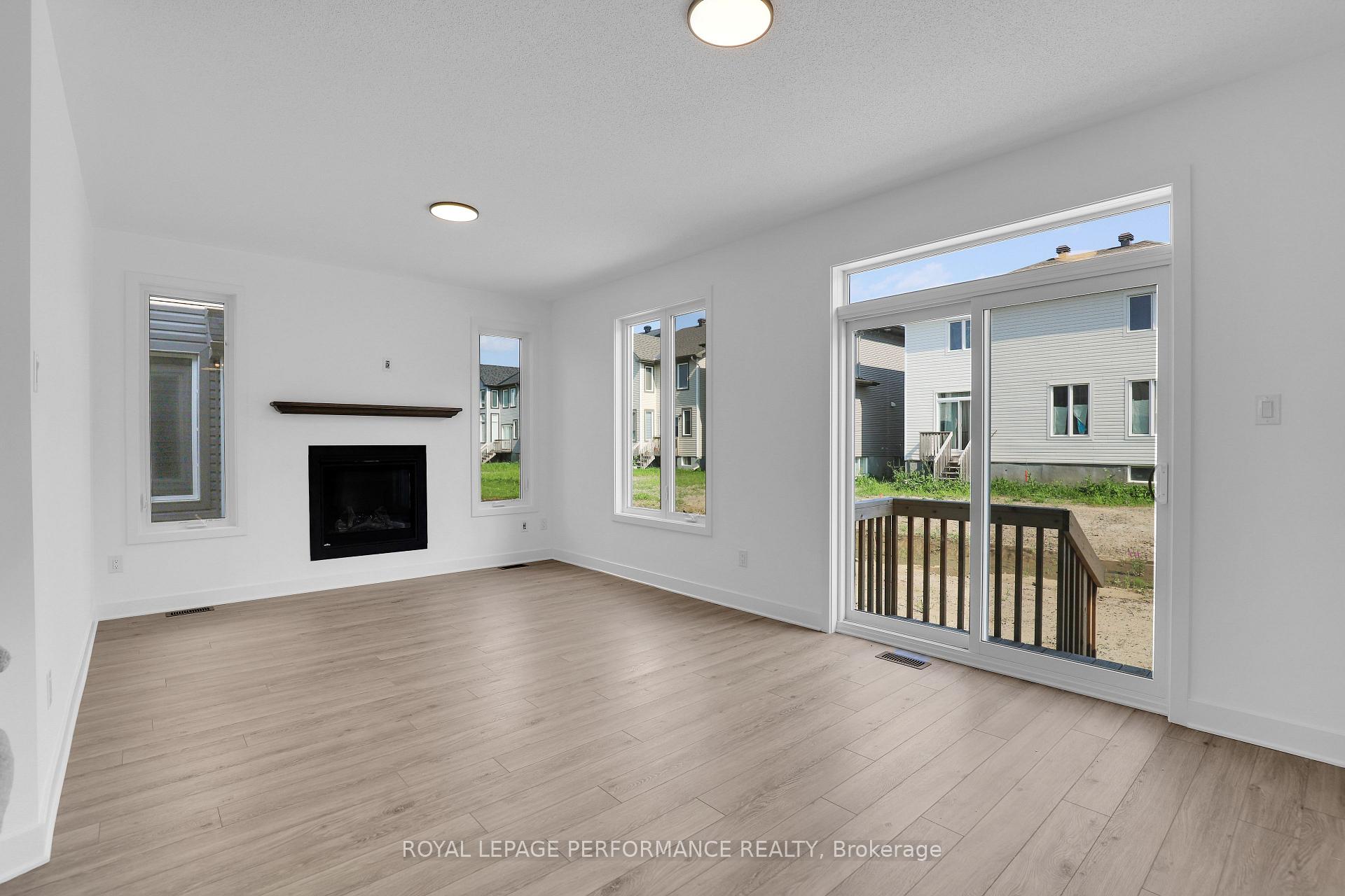 Photo 5 of 918 Omagaki Way, Ottawa, Blossom Park/Kemp Park/Findlay Creek — HOMEH