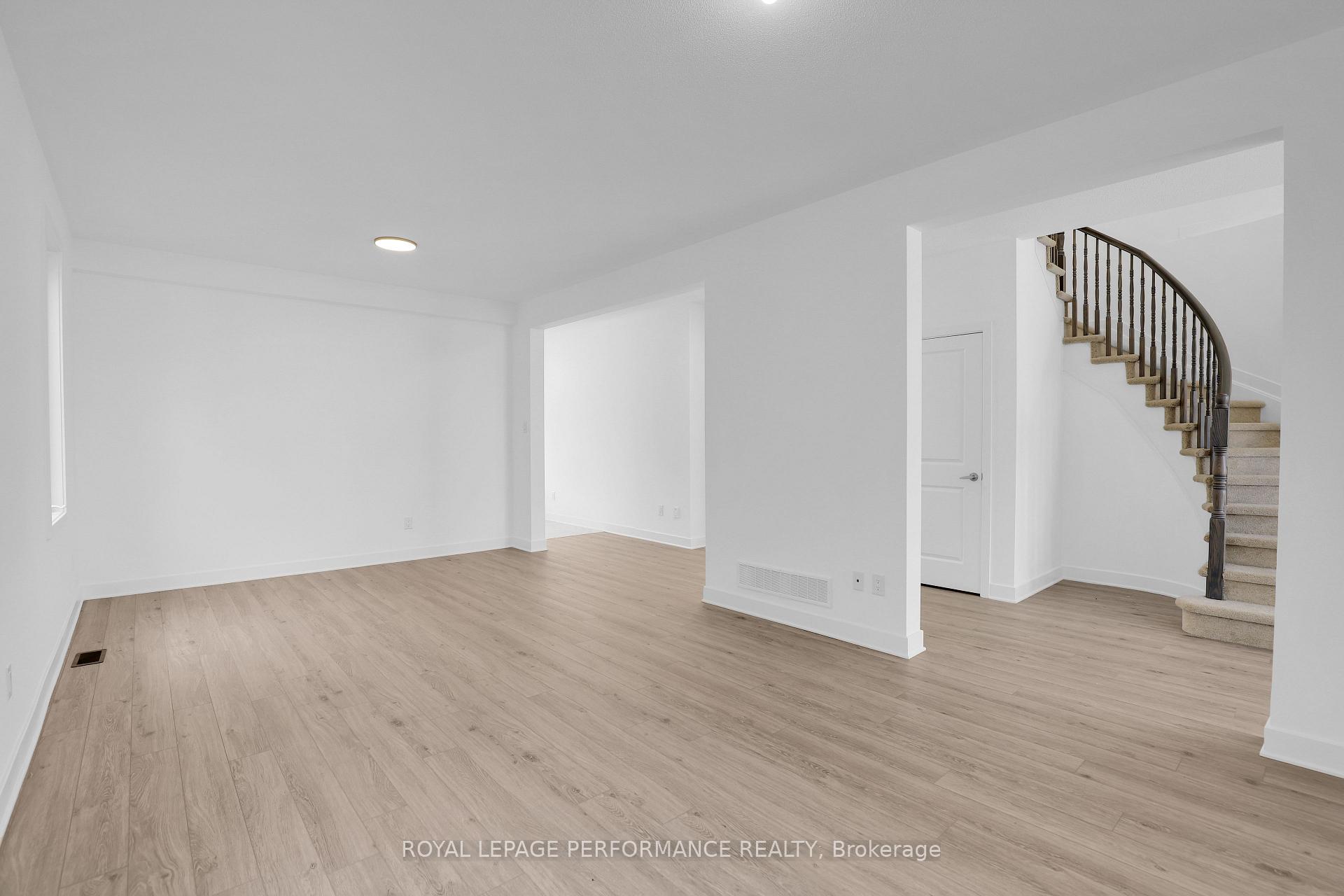 Photo 12 of 918 Omagaki Way, Ottawa, Blossom Park/Kemp Park/Findlay Creek — HOMEH