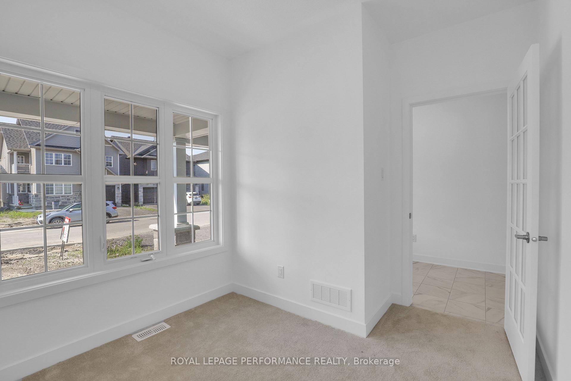 Photo 14 of 918 Omagaki Way, Ottawa, Blossom Park/Kemp Park/Findlay Creek — HOMEH