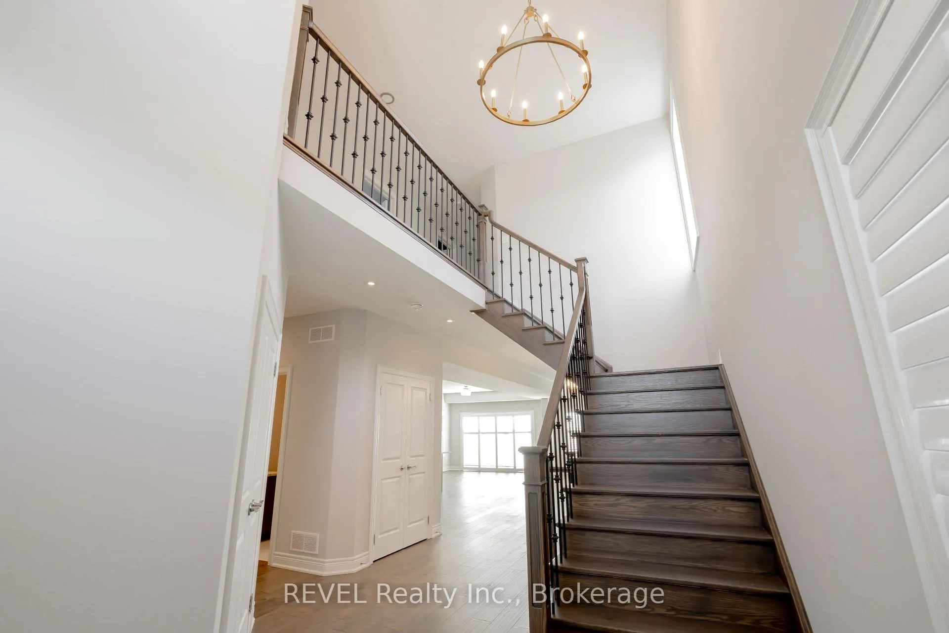 Photo 8 of 202 Viger Drive, Welland, Lincoln/Crowland — HOMEH