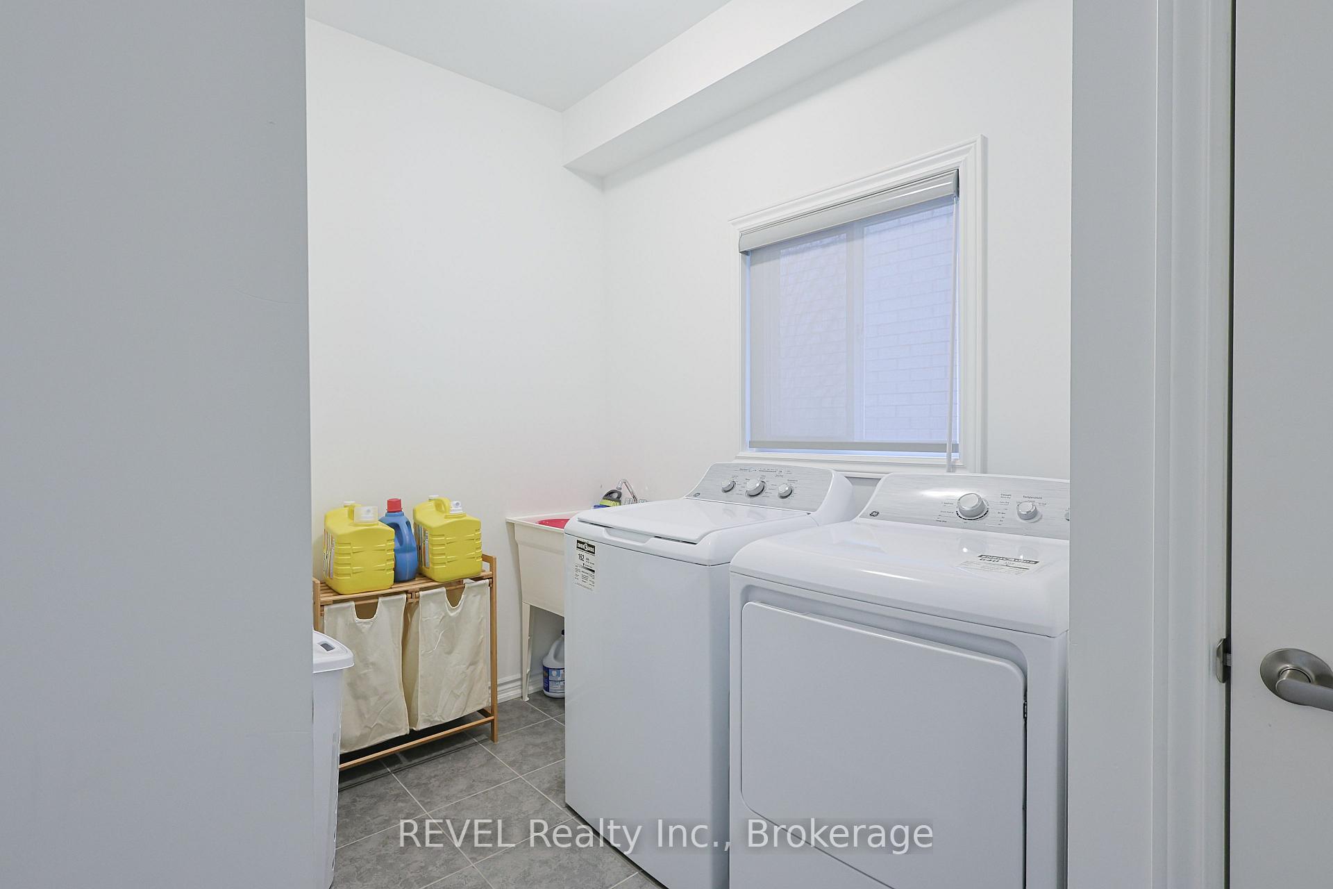 Photo 29 of 16 Mclaughlin Street, Welland, Lincoln/Crowland — HOMEH