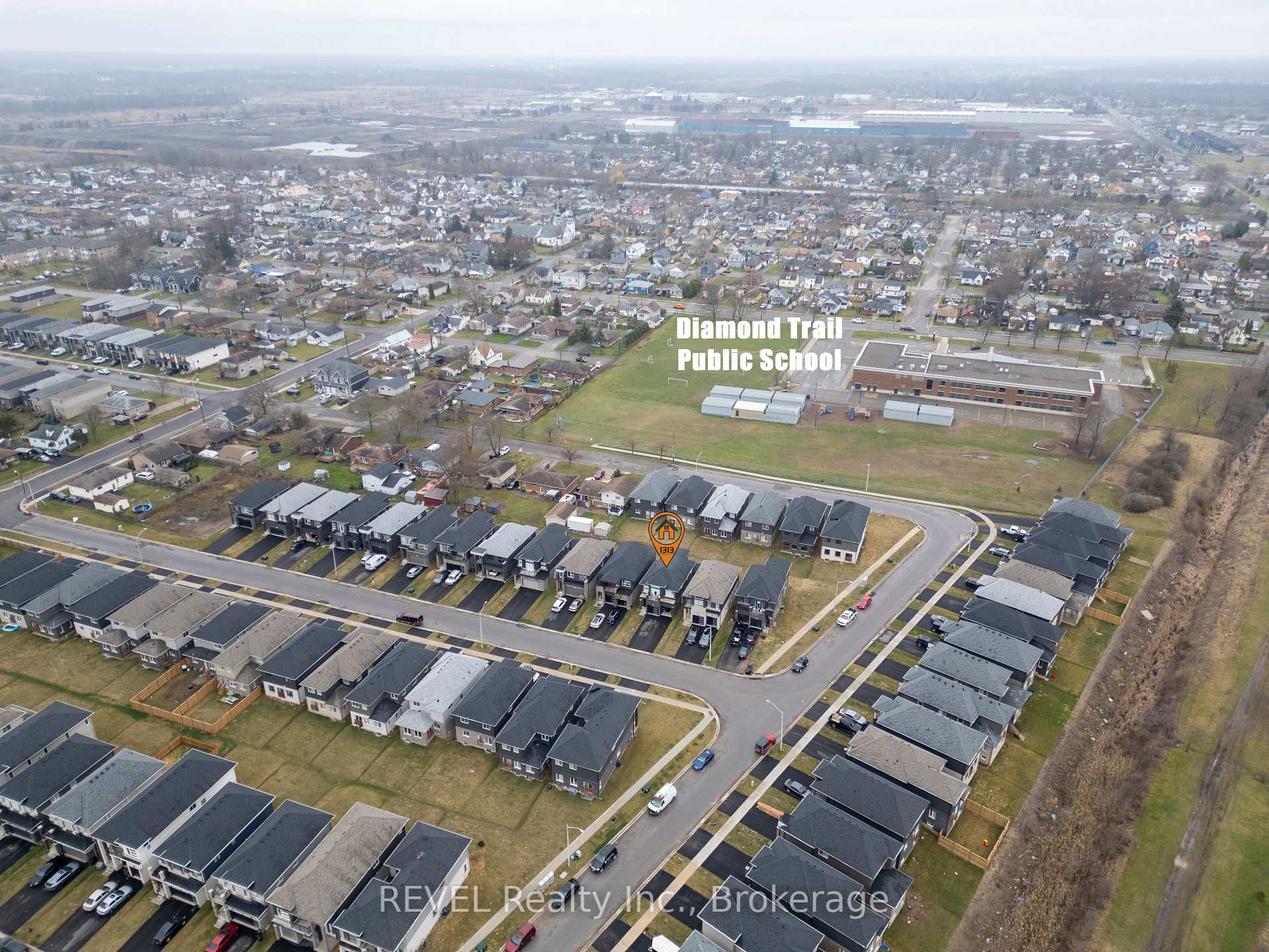 Photo 33 of 16 Mclaughlin Street, Welland, Lincoln/Crowland — HOMEH