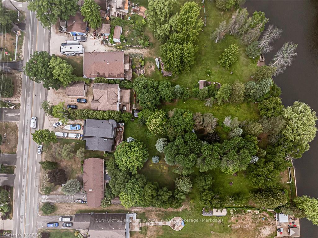 Photo 3 of 143 Sunnidale Road, Wasaga Beach — HOMEH