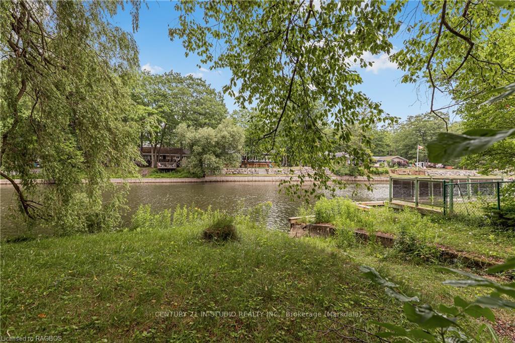 Photo 4 of 143 Sunnidale Road, Wasaga Beach — HOMEH