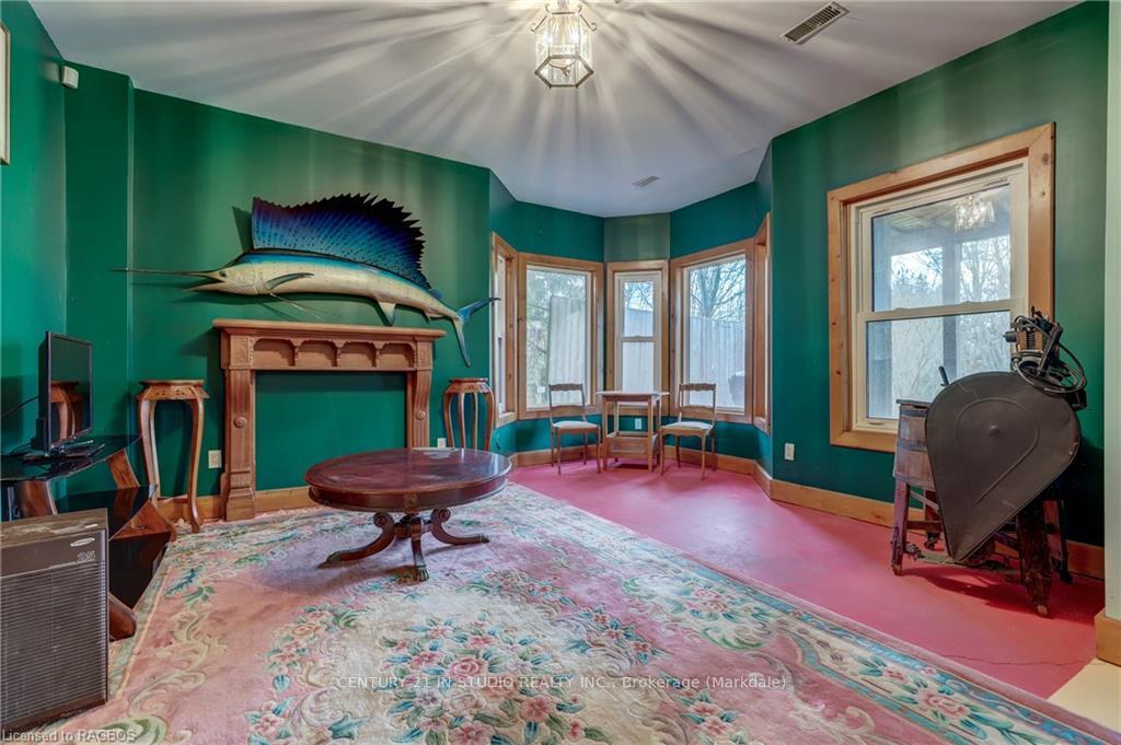 Photo 5 of 143 Sunnidale Road, Wasaga Beach — HOMEH