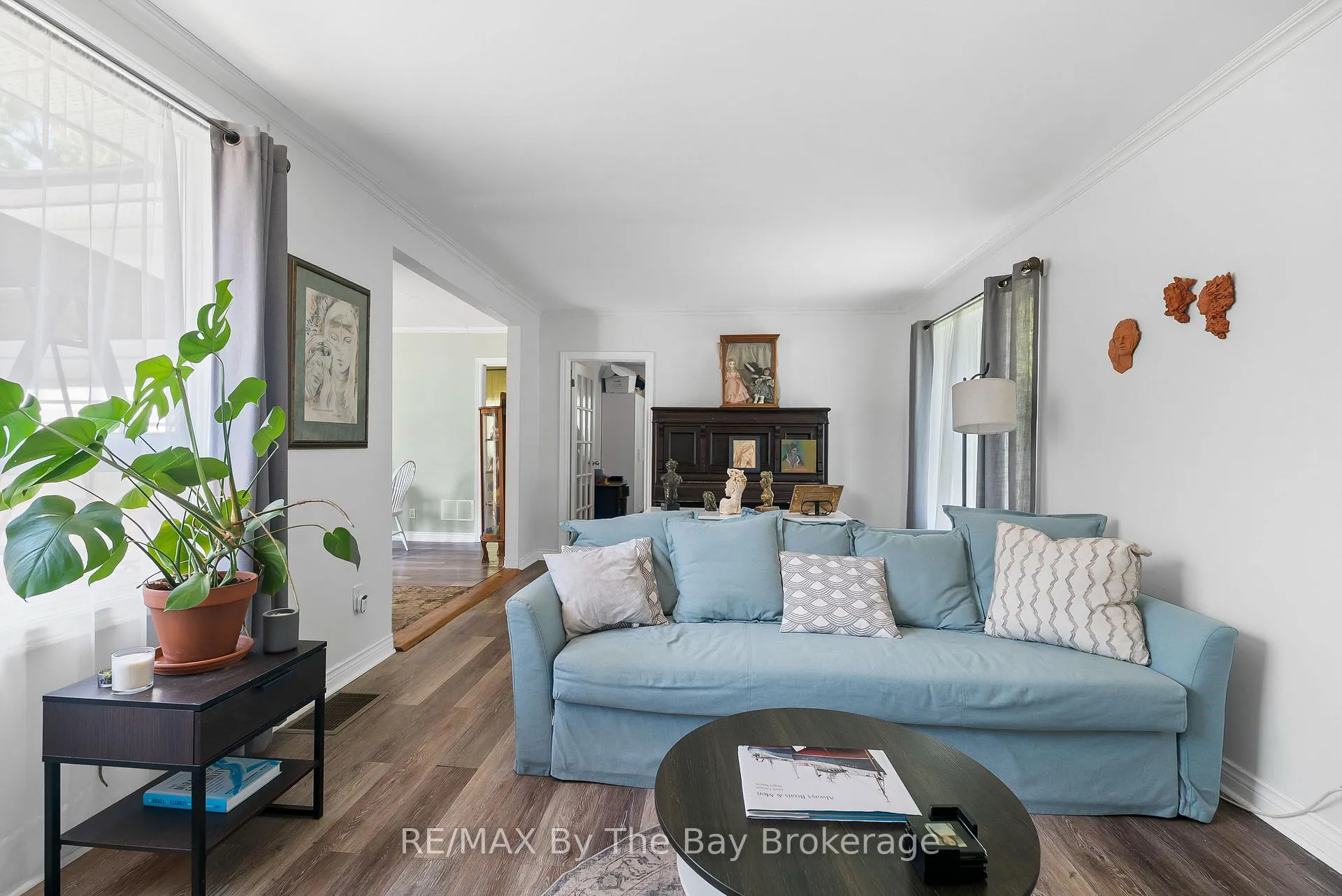Photo 21 of 11 39th Street S, Wasaga Beach — HOMEH