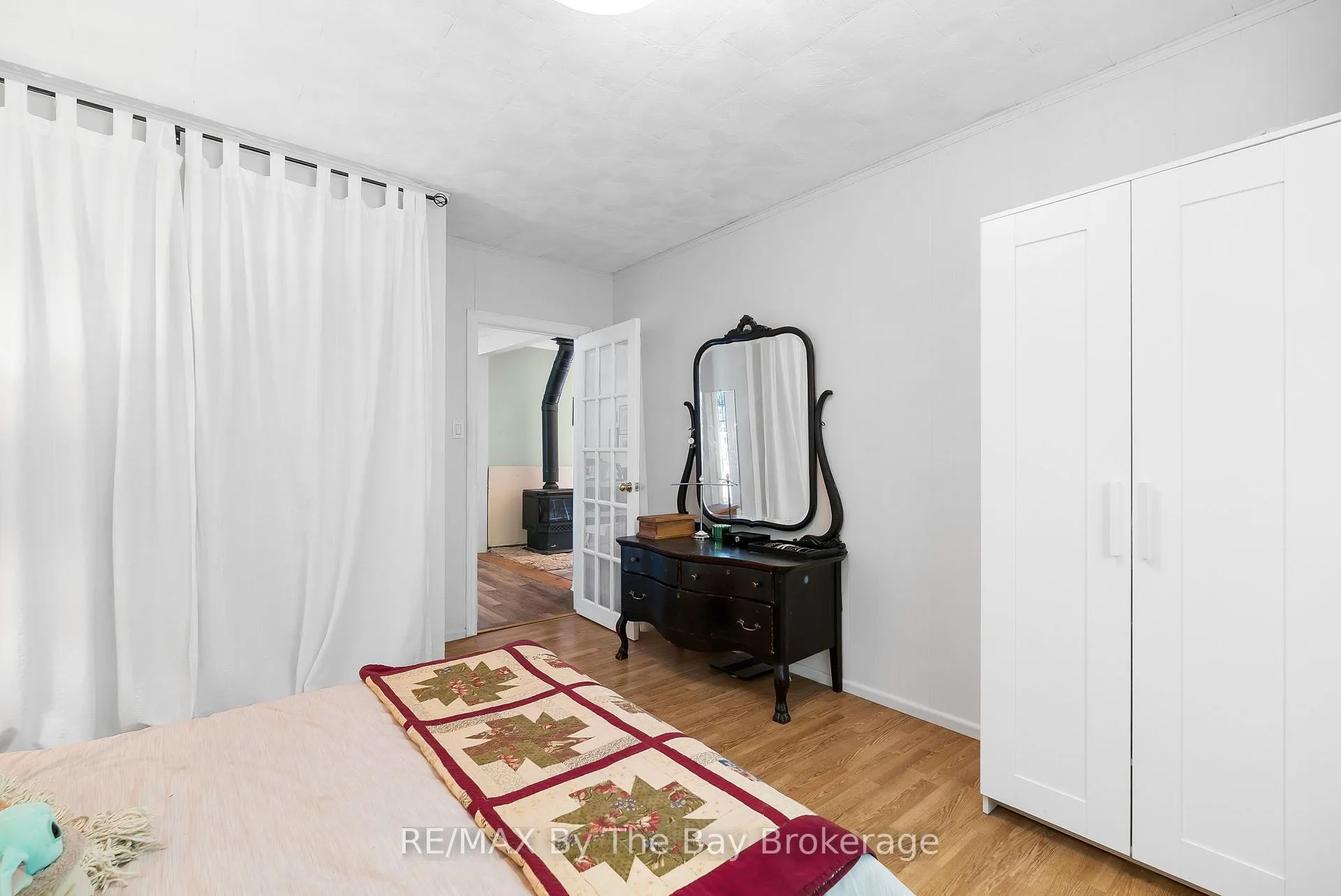 Photo 25 of 11 39th Street S, Wasaga Beach — HOMEH