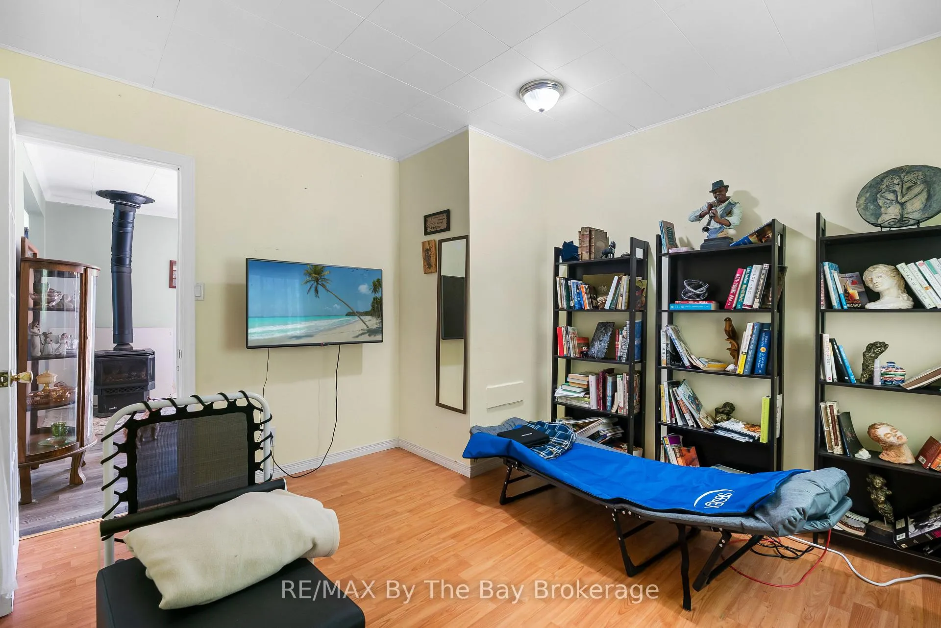 Photo 26 of 11 39th Street S, Wasaga Beach — HOMEH