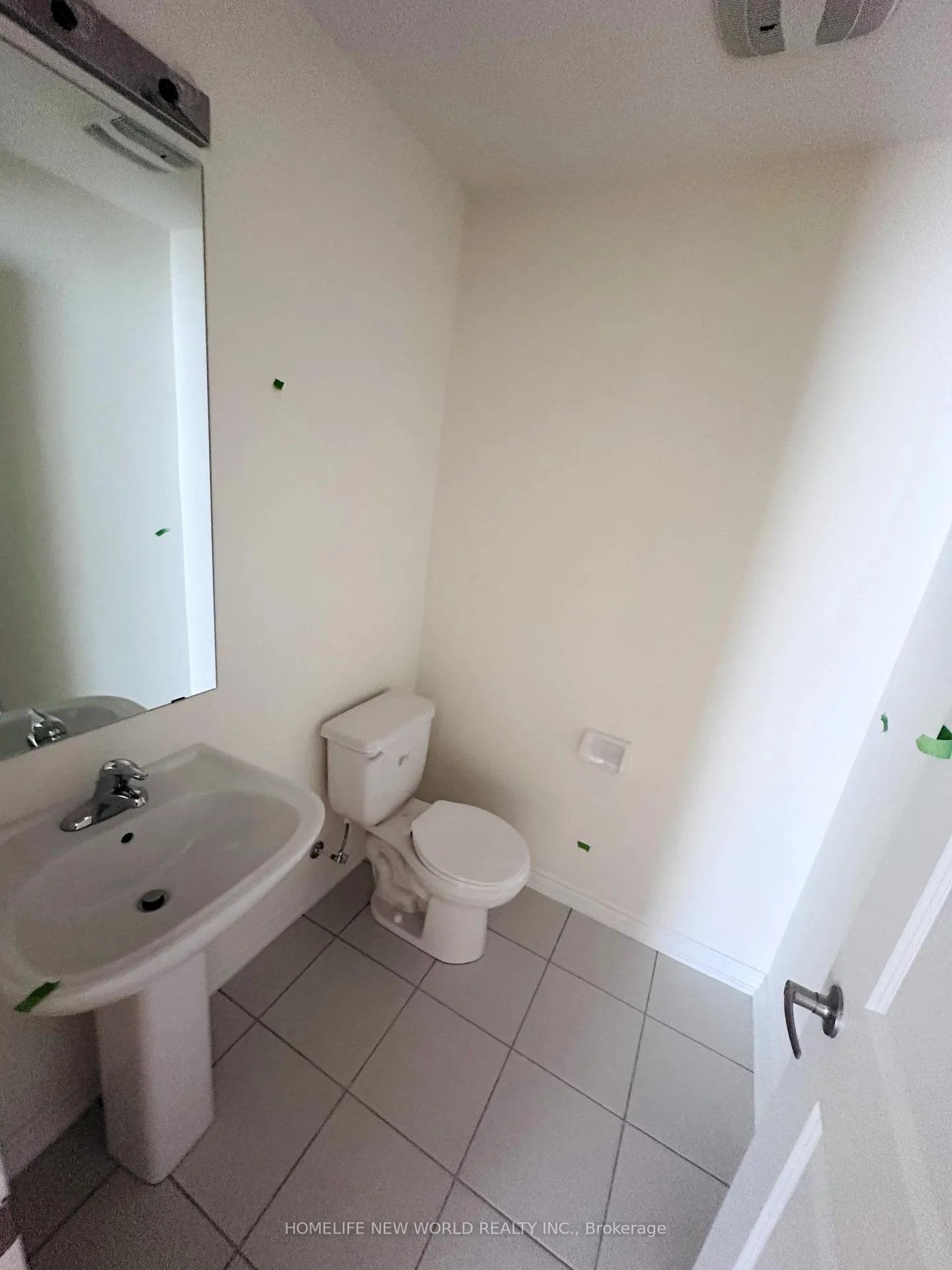Photo 14 of 33 Drainie Street, Vaughan, Elder Mills — HOMEH