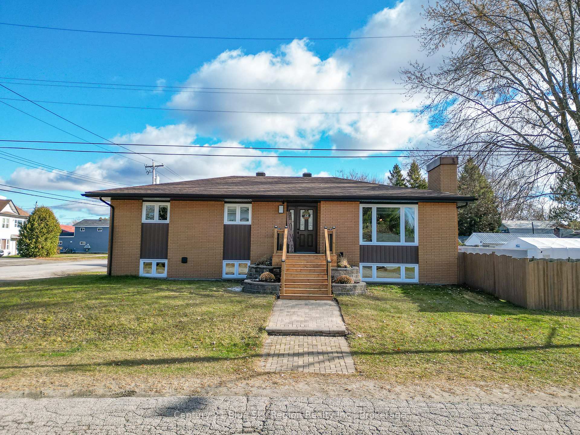 Photo 1 of 280 Arthur Street, West Nipissing, Sturgeon Falls — HOMEH