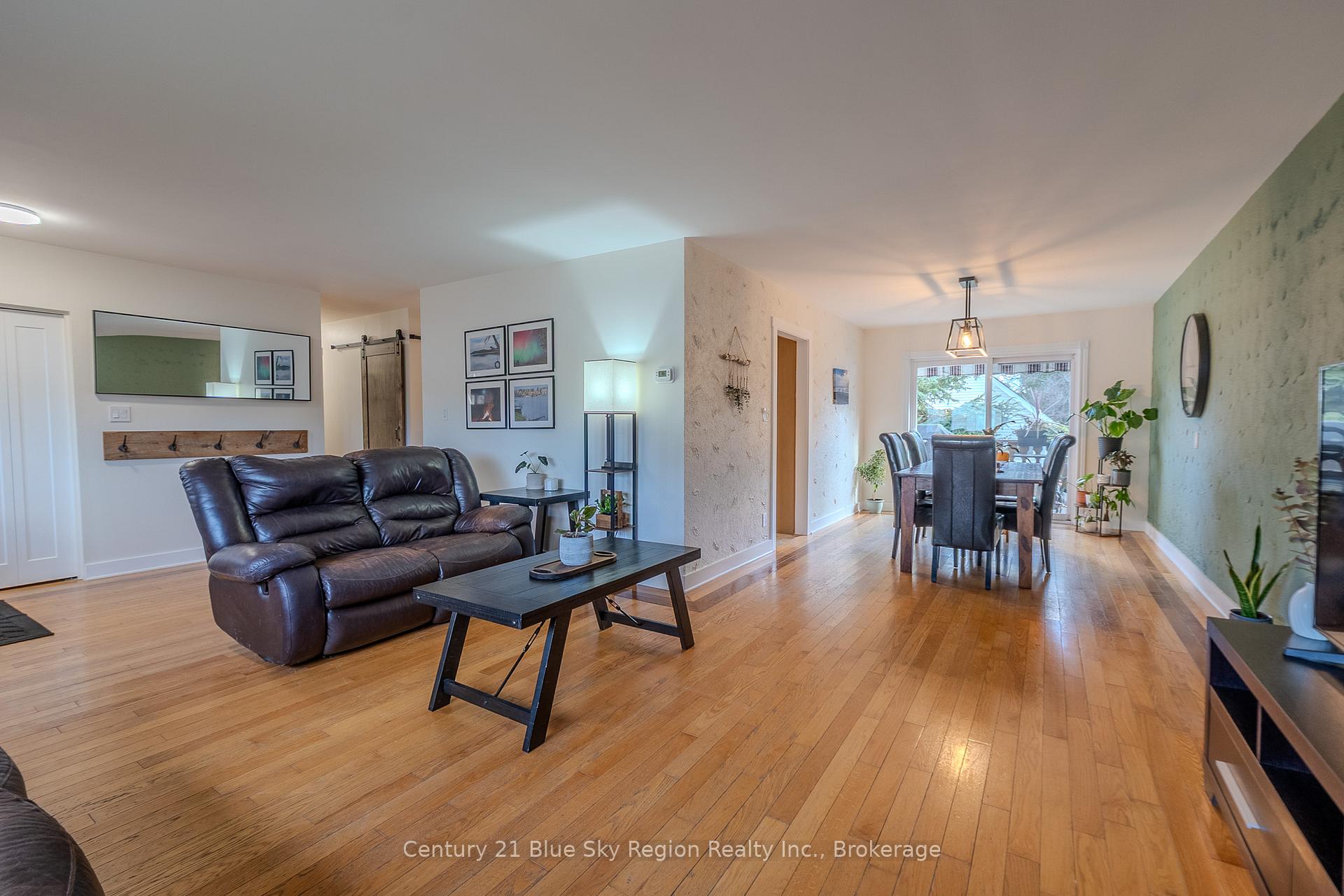 Photo 9 of 280 Arthur Street, West Nipissing, Sturgeon Falls — HOMEH