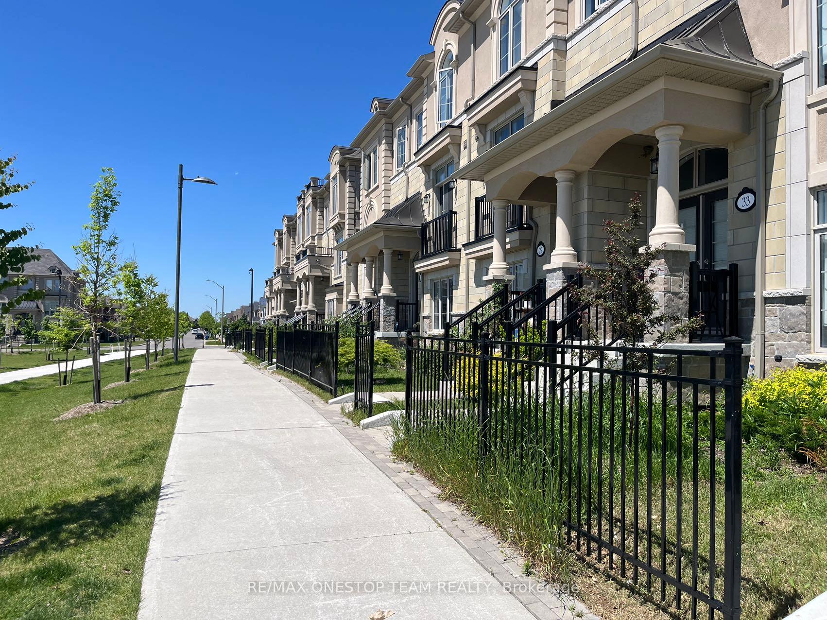 Photo 1 of 33 Babington Gate, Vaughan, Patterson — HOMEH