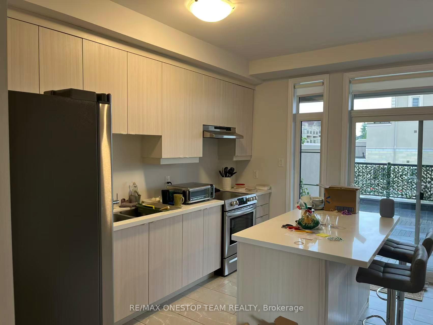 Photo 5 of 33 Babington Gate, Vaughan, Patterson — HOMEH